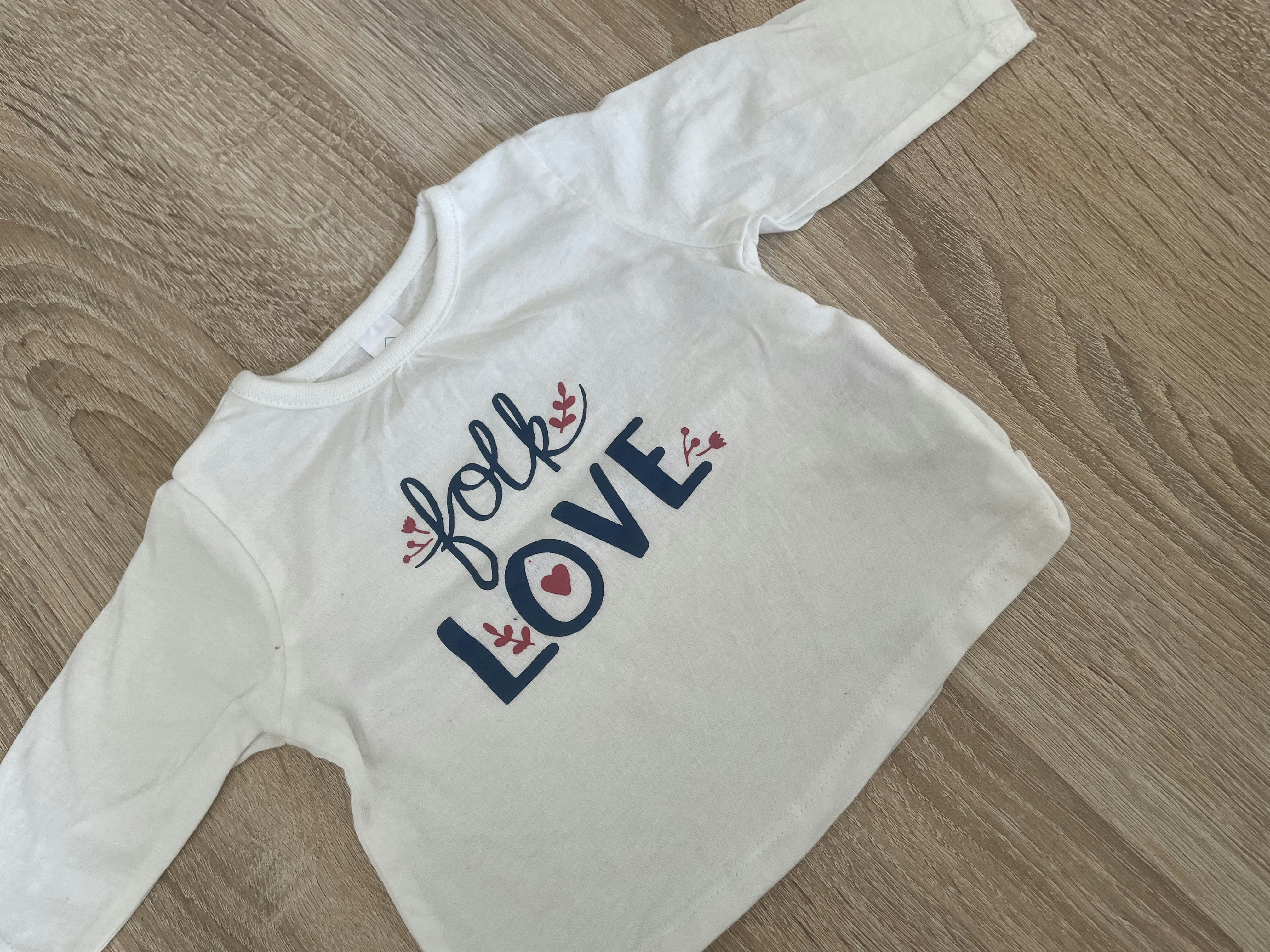 Tee shirt