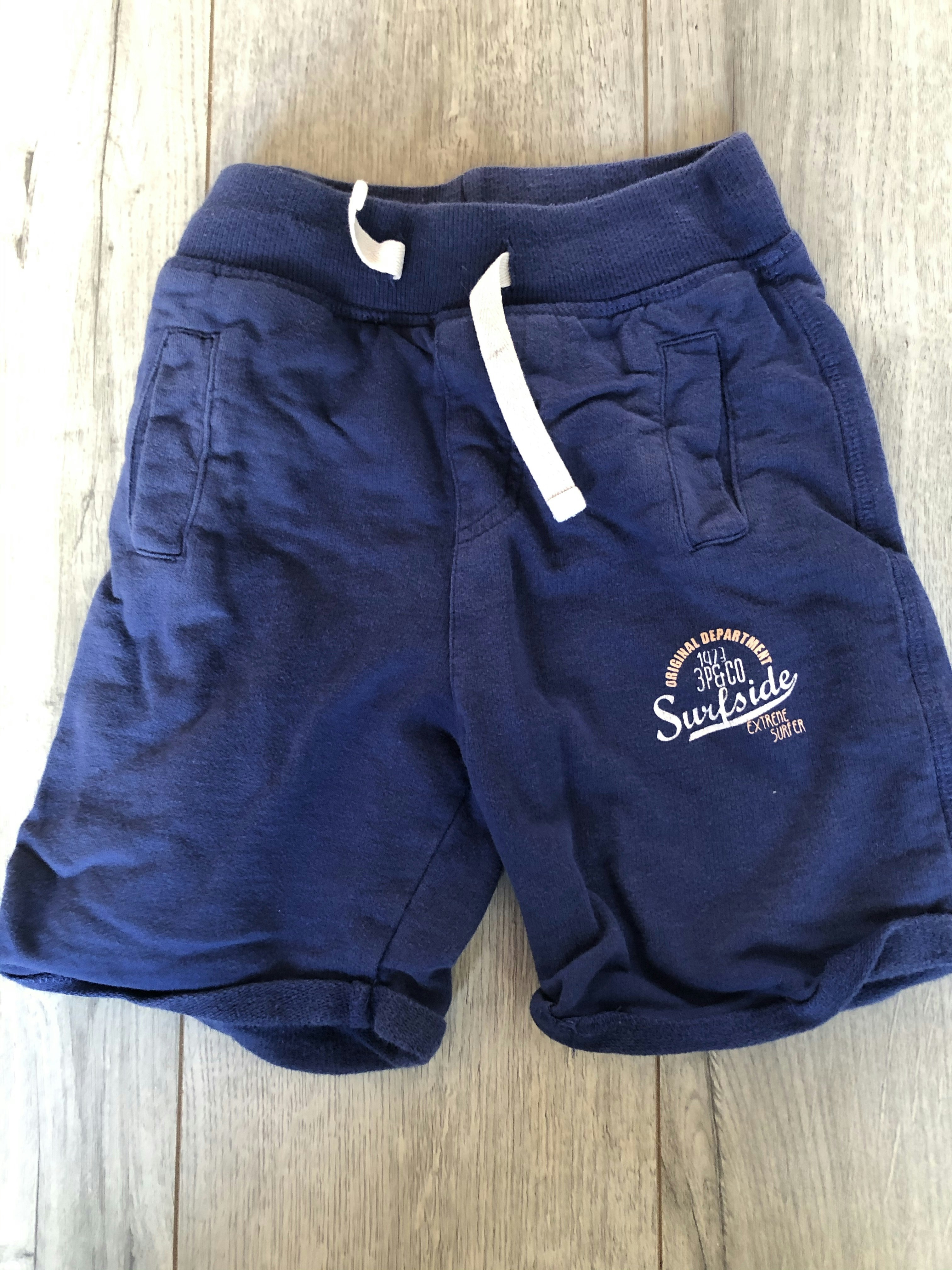 Short 2-3 ans