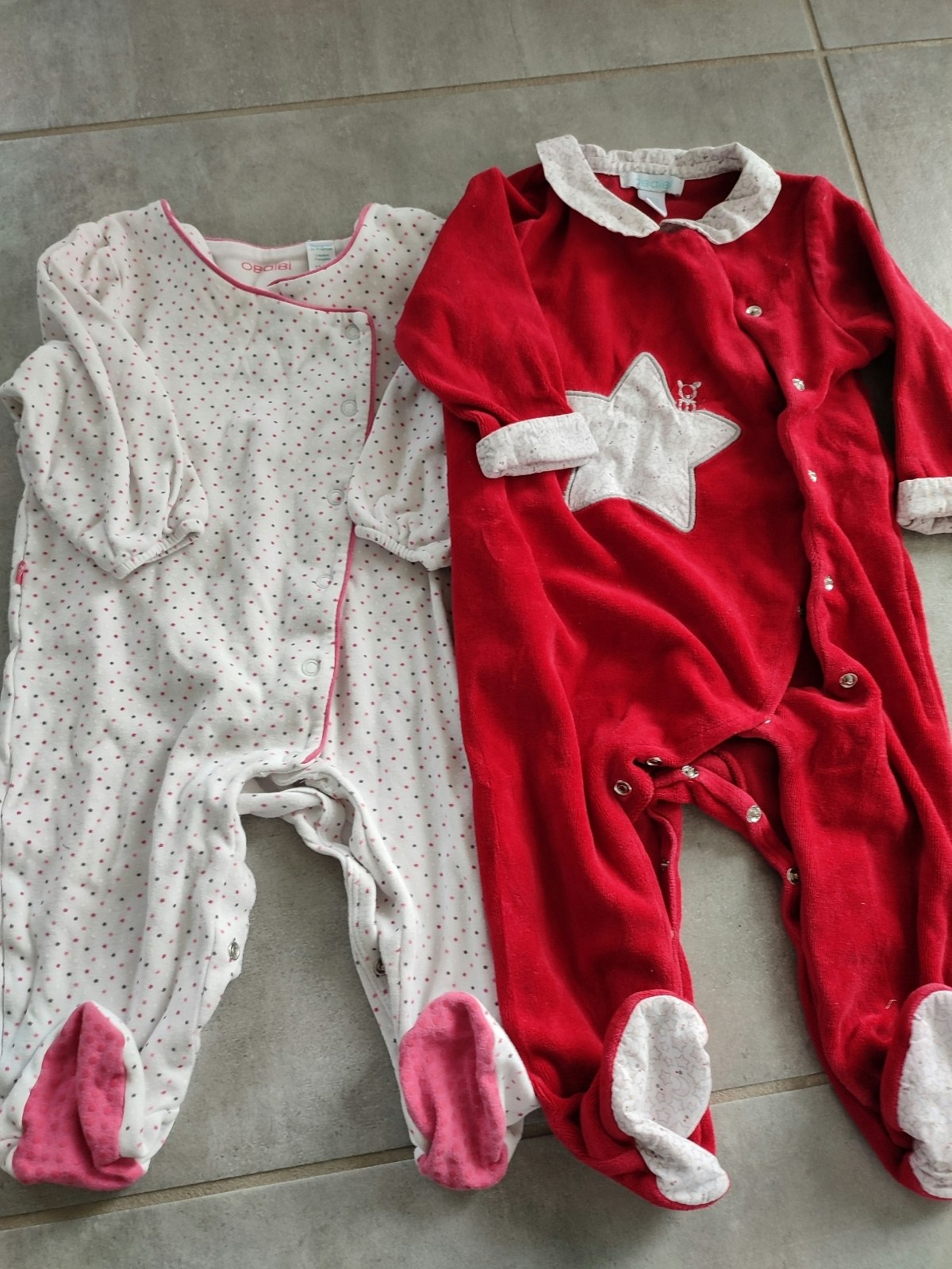 Lot 2 pyjama 12 mois
