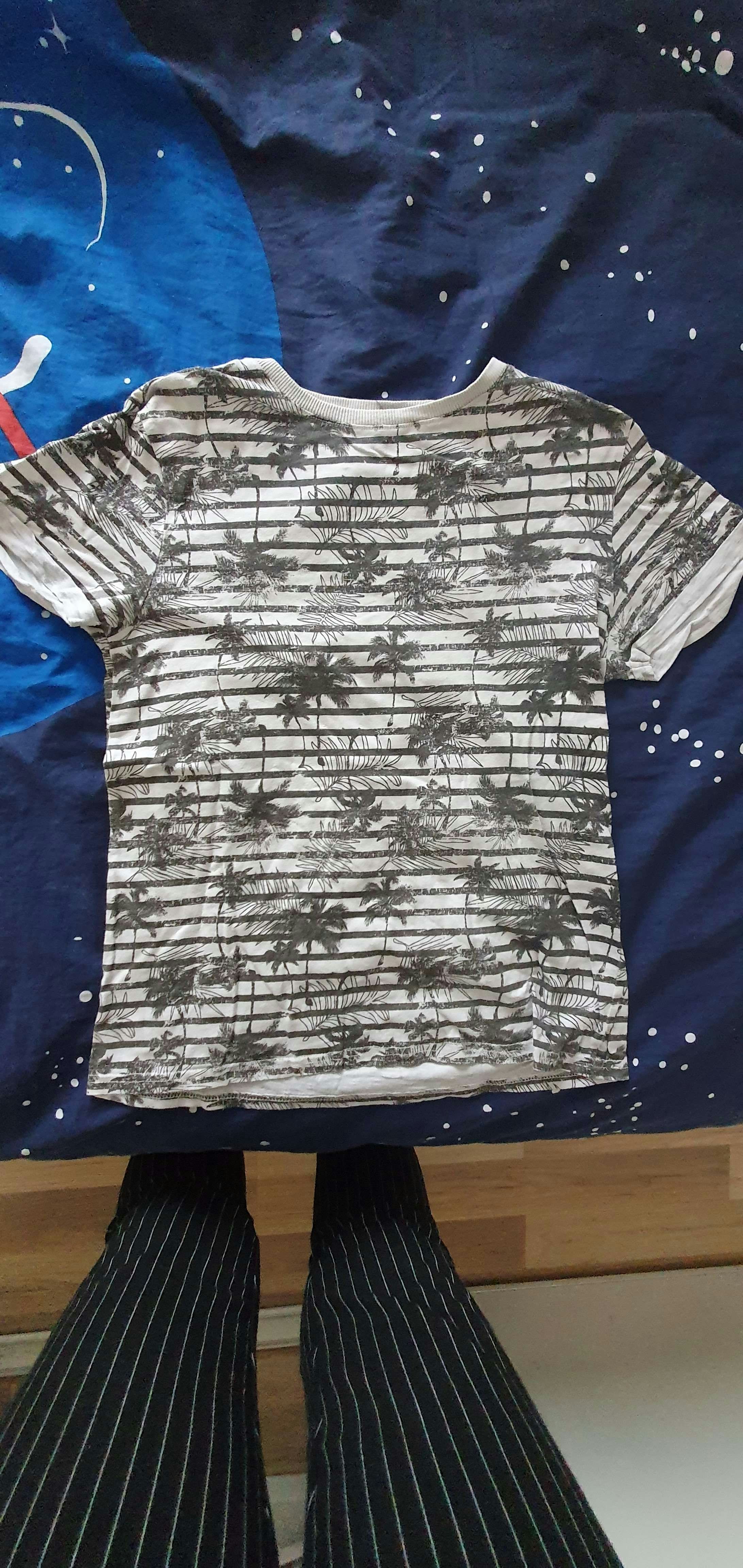 T-shirt taille 12 ans