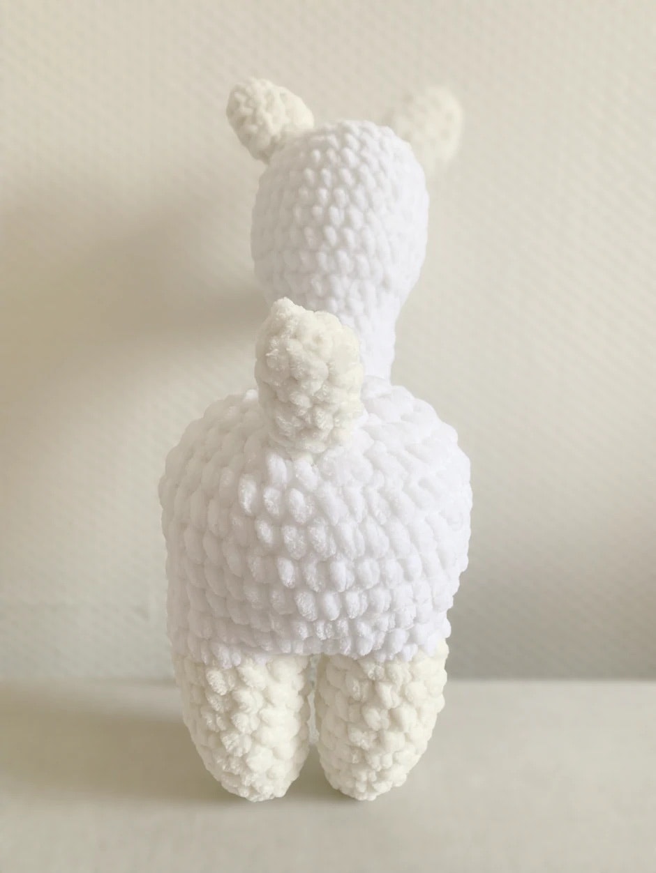 Étoile  l’alpaga ⭐️ amigurumi fait main - photo numéro 2