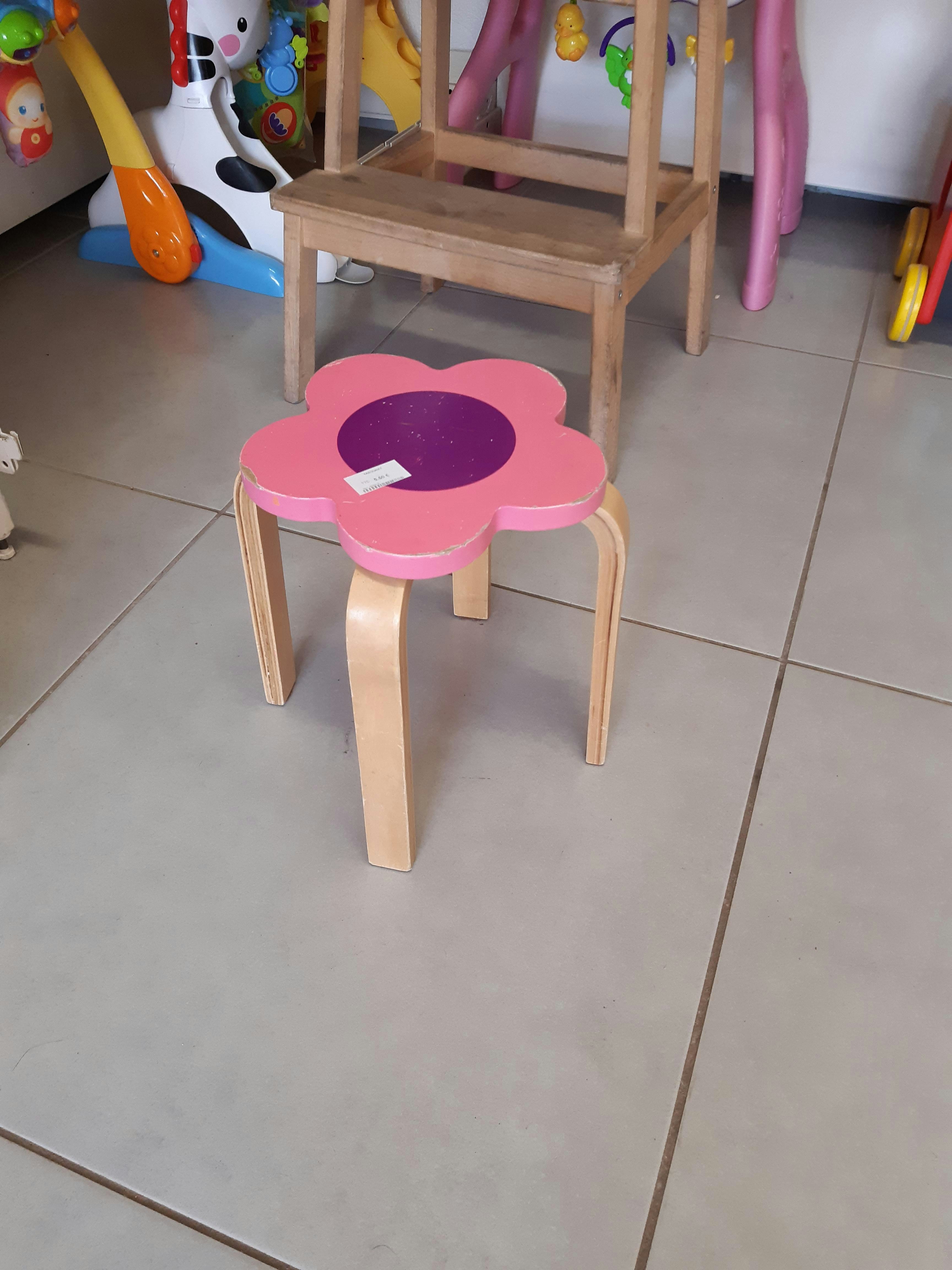 Tabouret Rose Violet en fleur