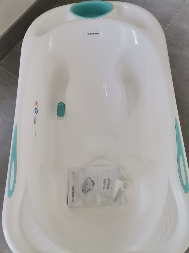 Baignoire Pour Bebe Evolutive Avec Valve Pour Vider La Baignoire Et Possible De Mettre Sur Pied Beebs Achat Vente Bebe