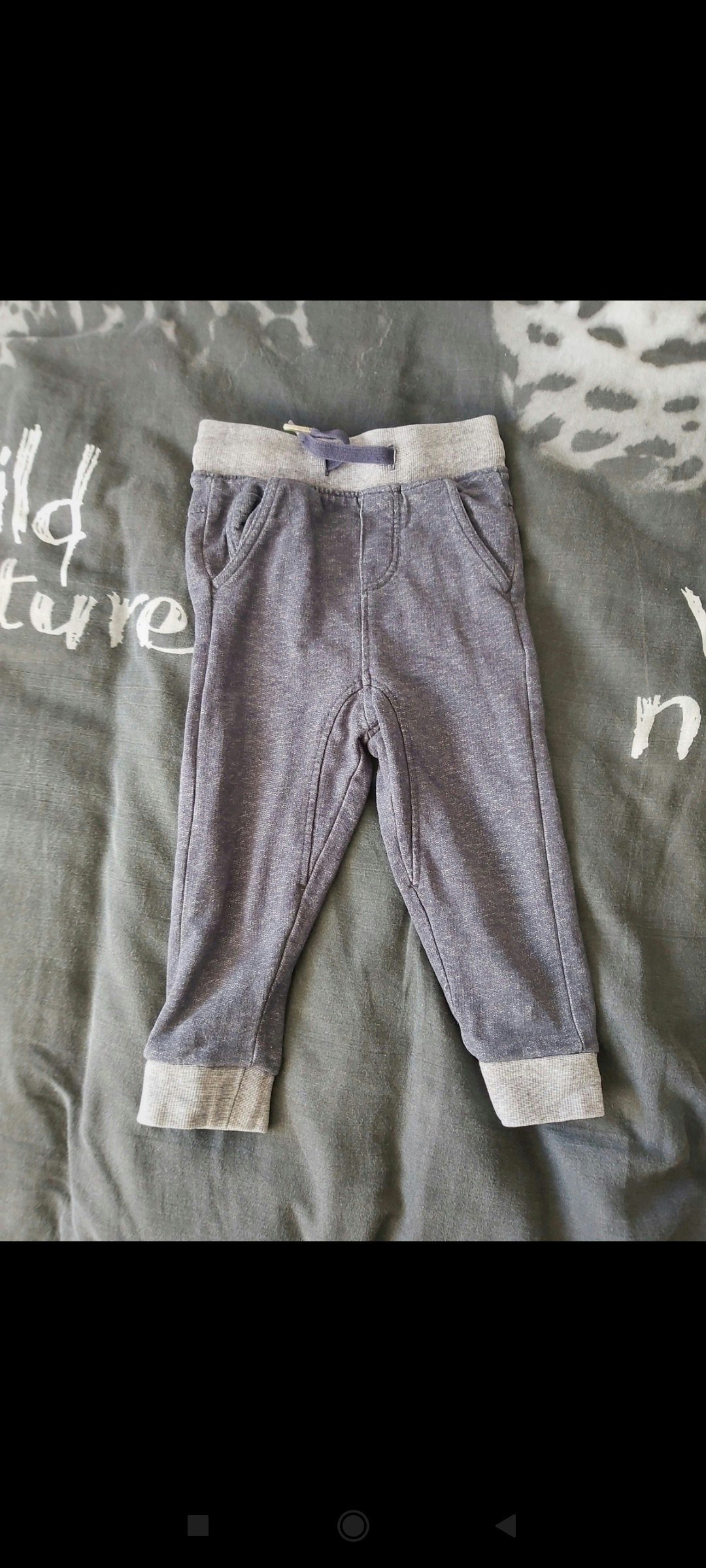 Lot de pantalons