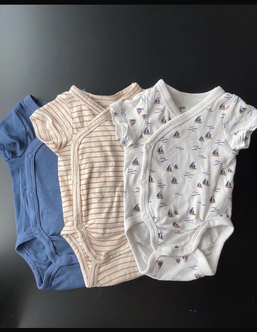 Lot de vêtements nouveau-né
