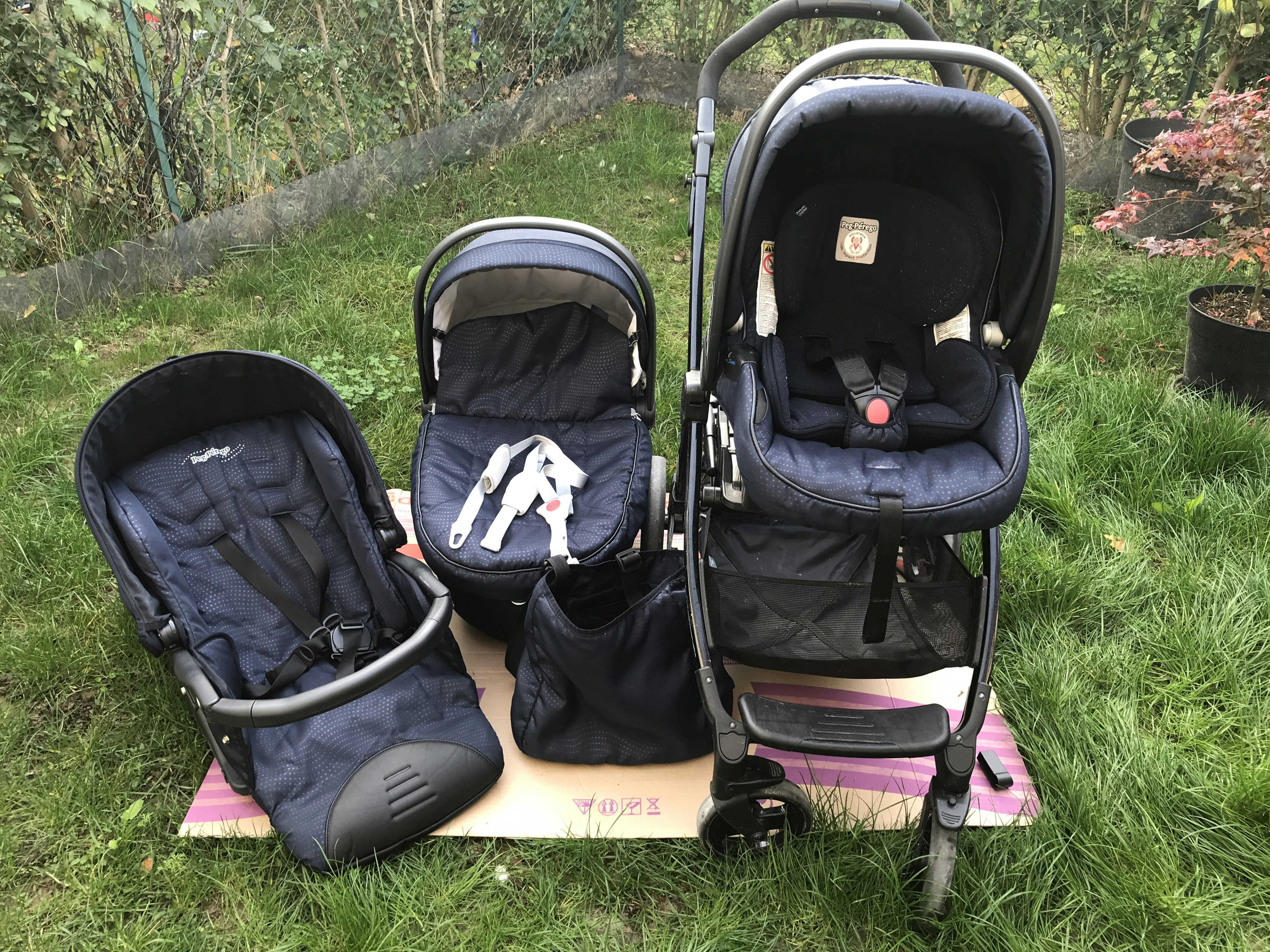 Peg Perego Poussette Trio Bleu Marine Poussette Cosy Combine