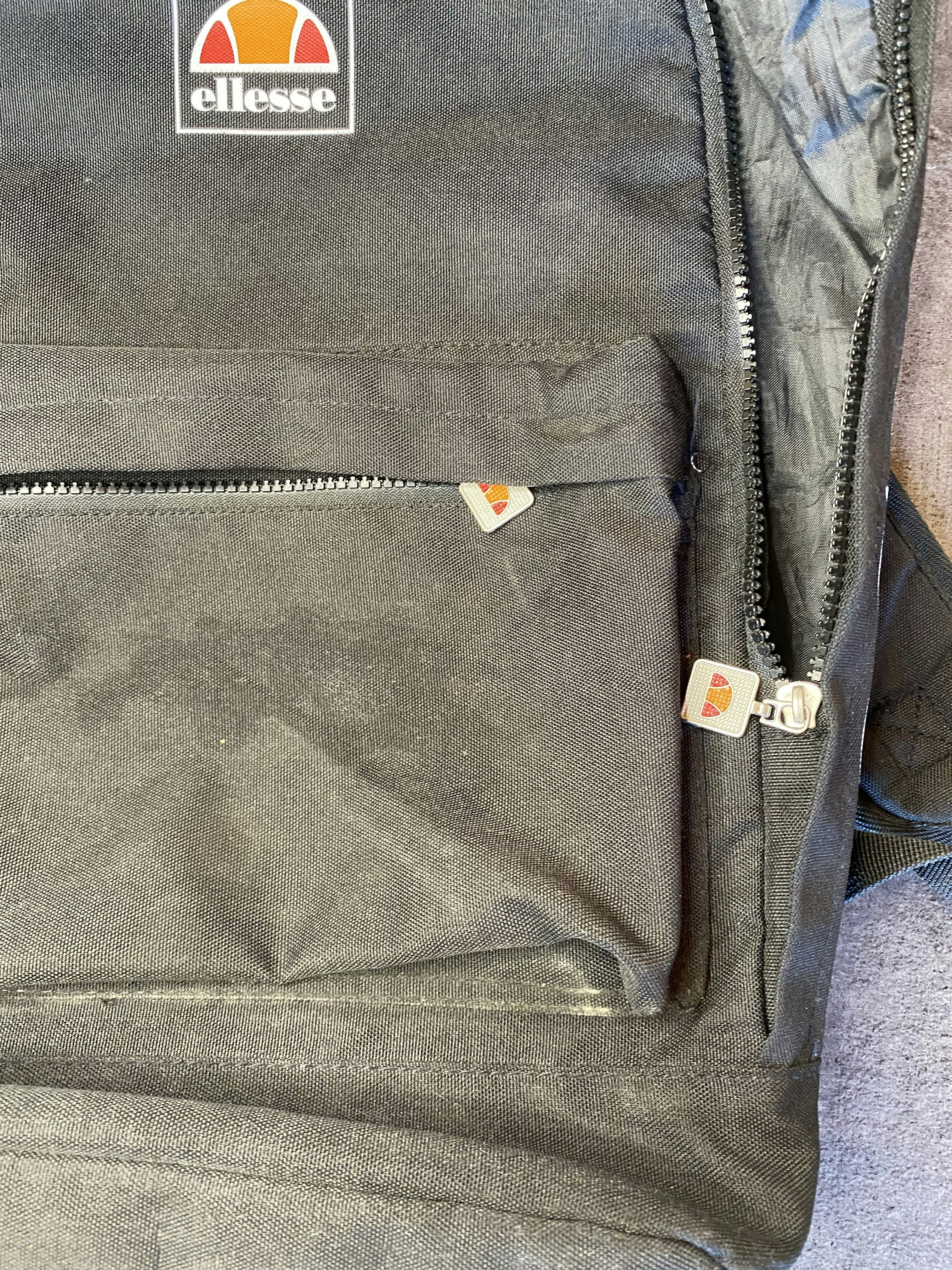 Sac / Cartable Ellesse - photo numéro 3
