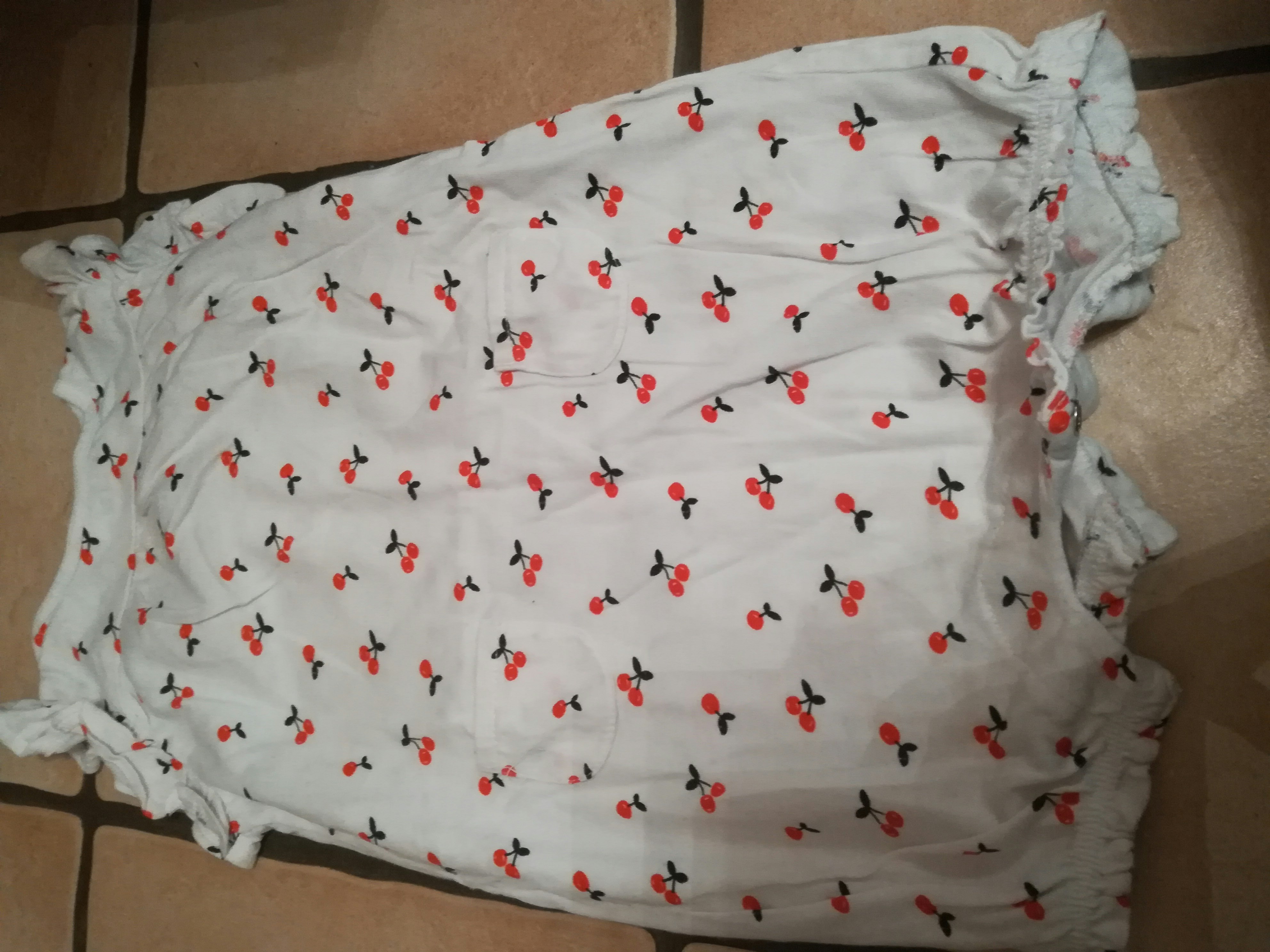 Lot 2 filles 18 mois - photo numéro 3