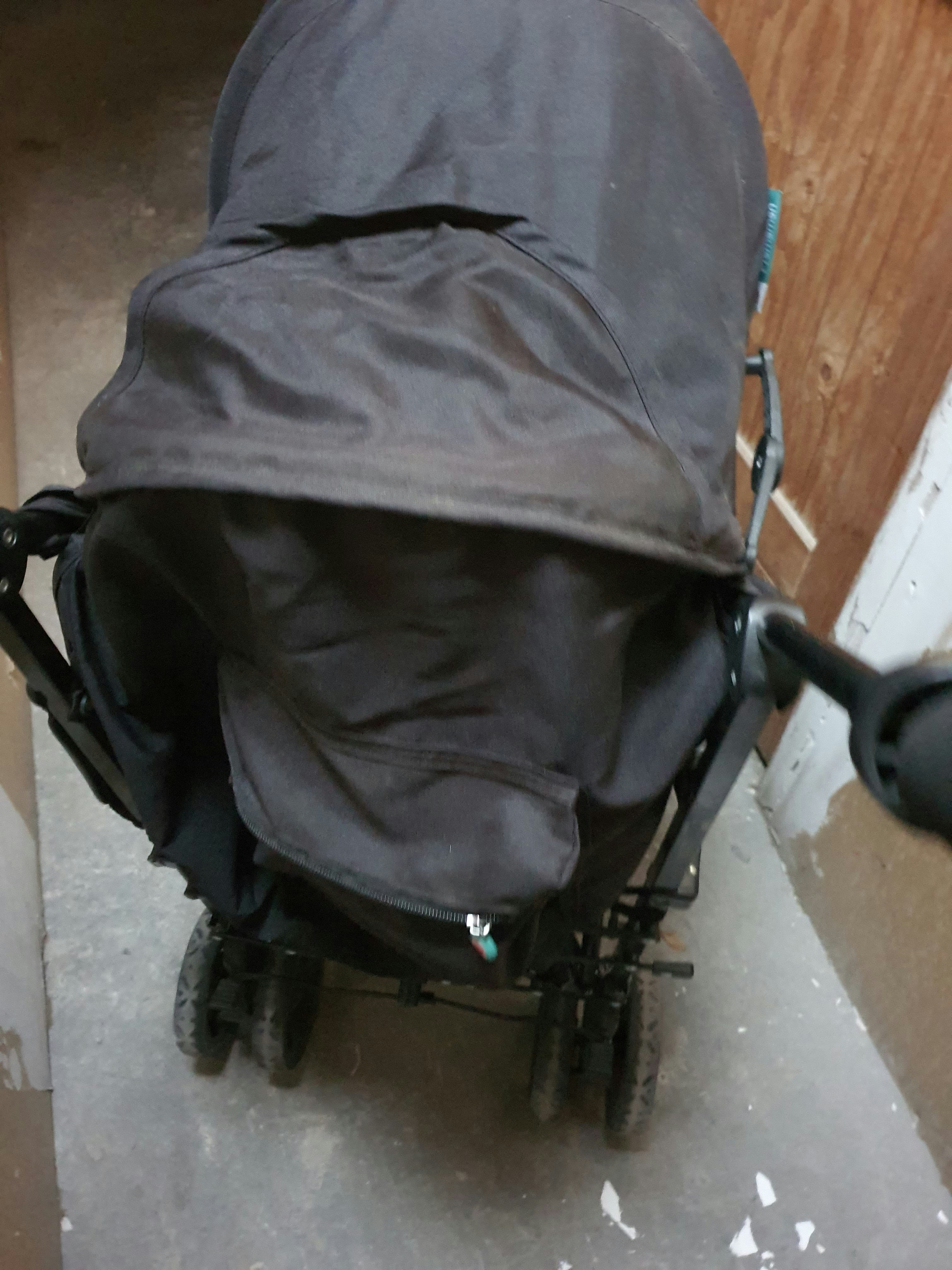 Poussette canne noire - photo numéro 6