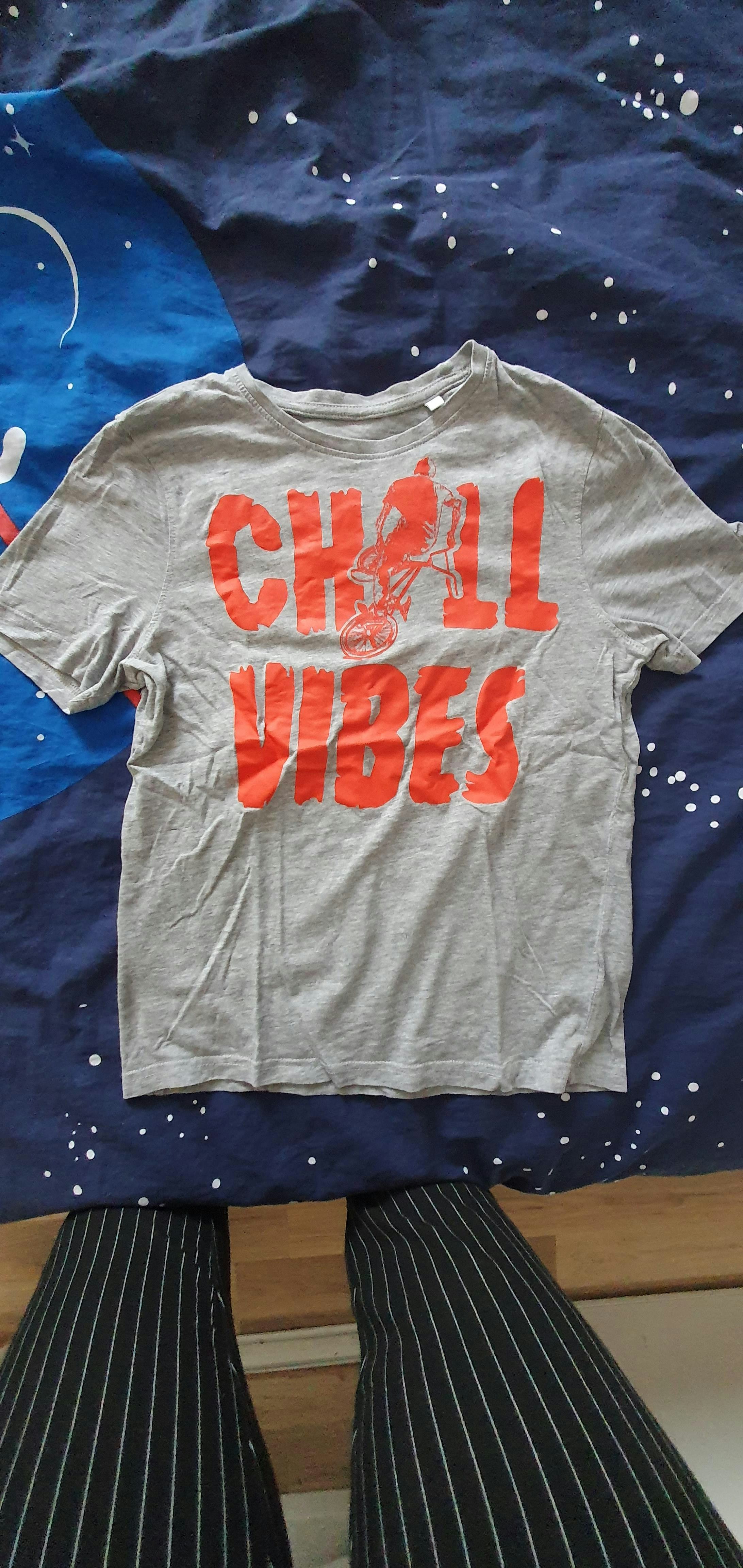 T-shirt taille 12 ans