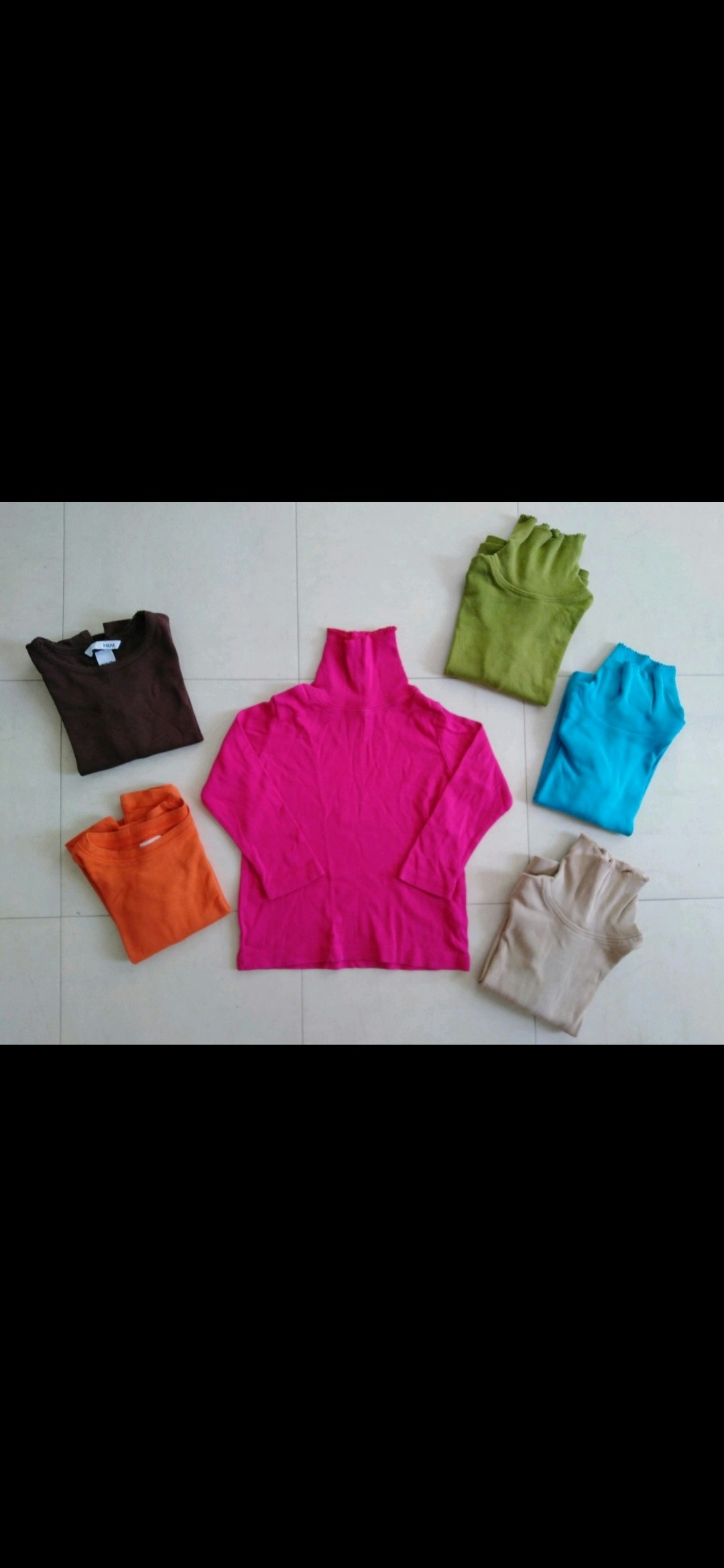 Lot col roulés et tee-shirts. 2ans