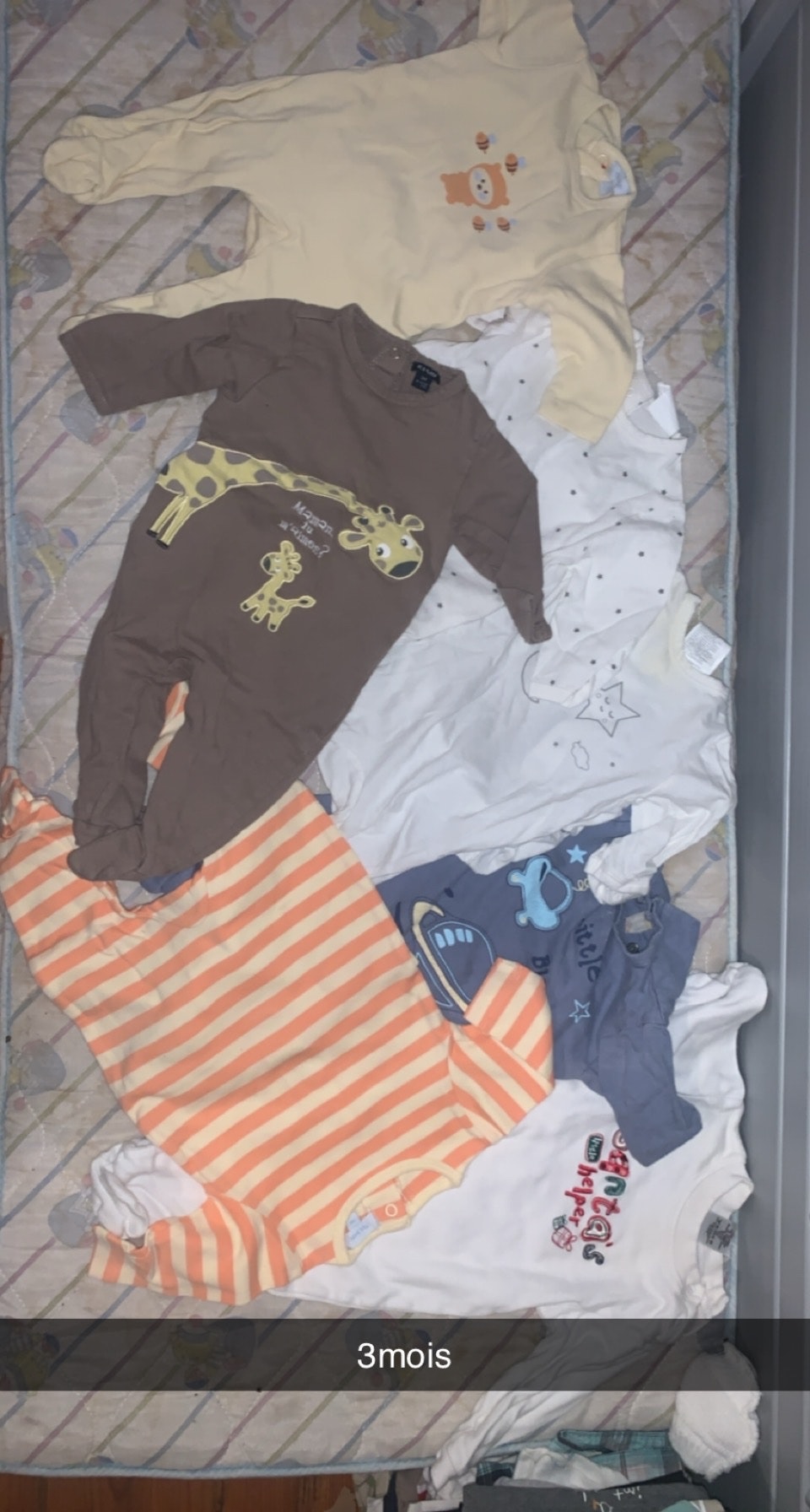 Lot pyjamas 3 mois - photo numéro 2