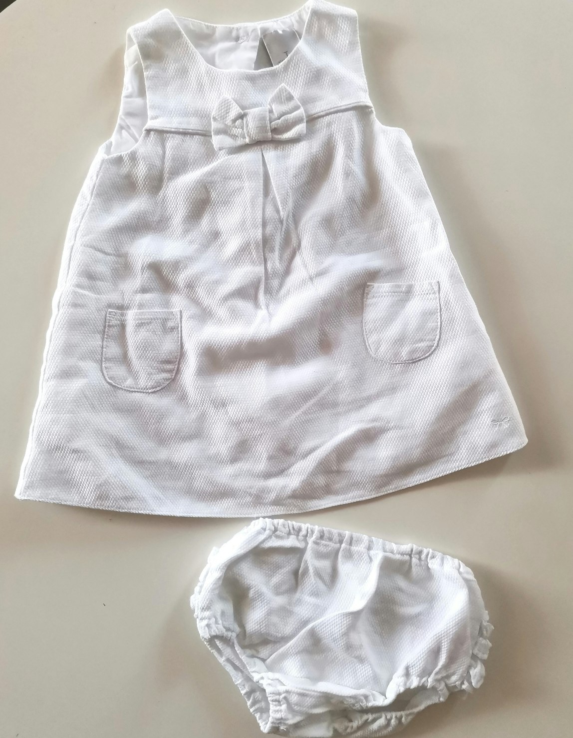 Robe blanche + culotte bloomer