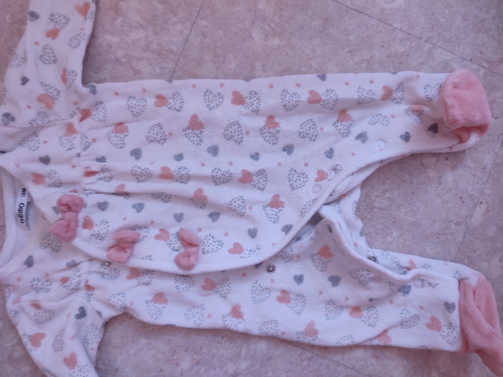 Lot bébé fille 6 mois - photo numéro 2