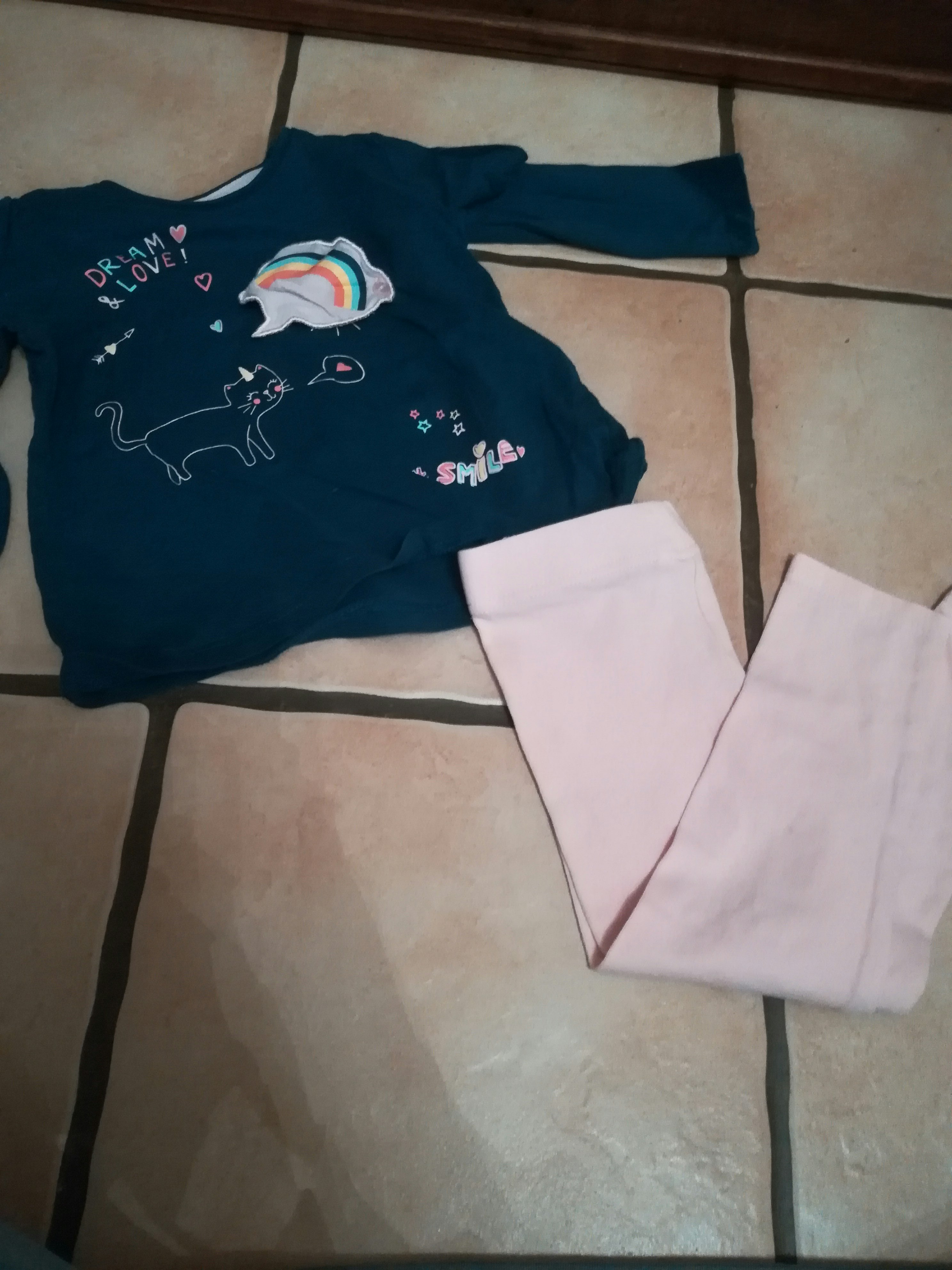 Lot de 11 pyjamas - photo numéro 3