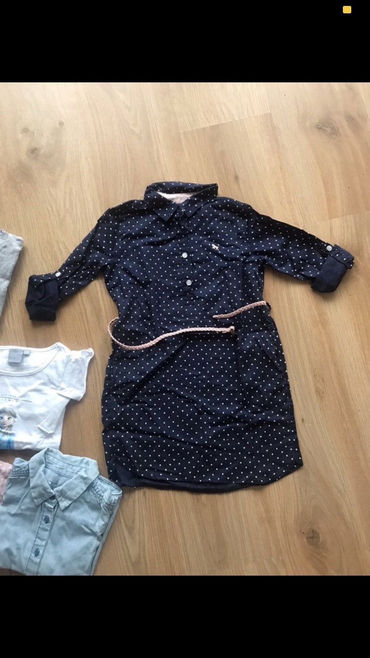 Lot de vêtements taille 4-5 ans - photo numéro 3