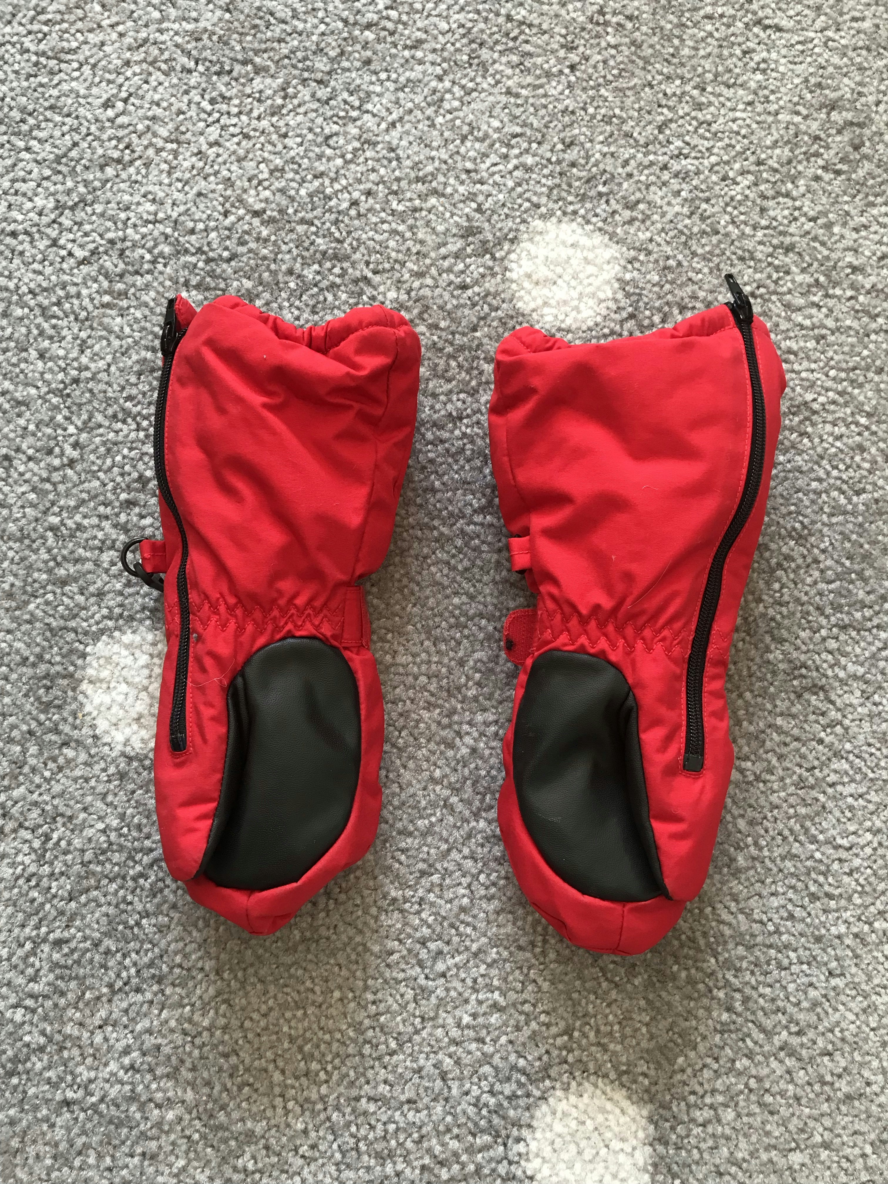 Paire de gants taille 2-3 ans - photo numéro 2