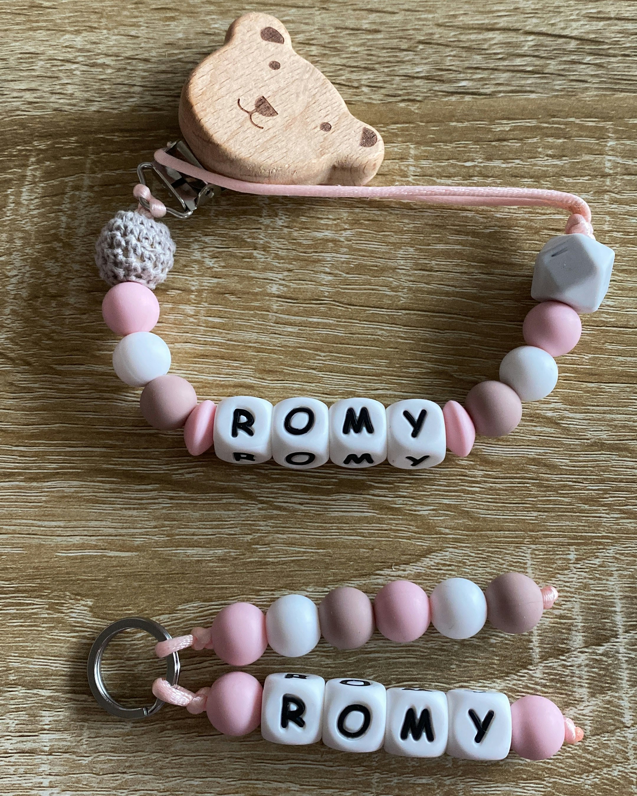 Attache tétines - photo numéro 4