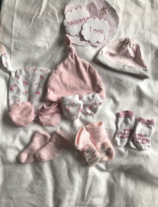 Lot Accessoires Bebe Fille Taille 0 1 Mois Beebs Achat Vente Bebe Enfant