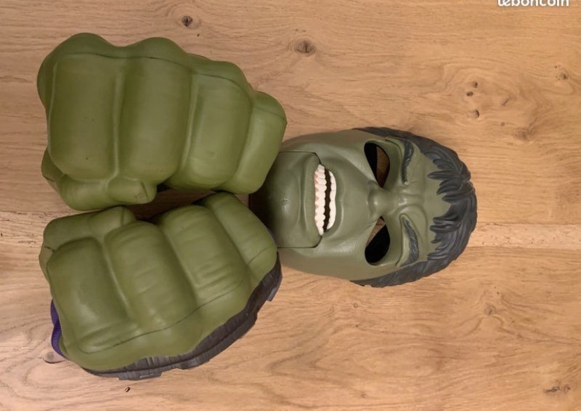 Lot hulk et poings - photo numéro 4