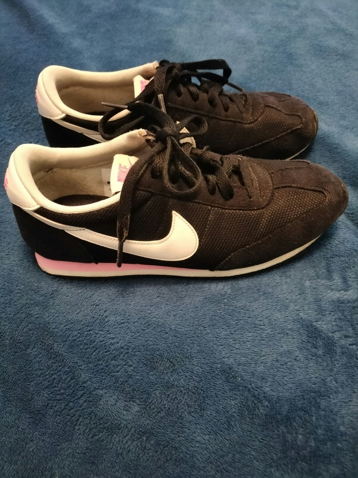 Baskets Nike pointure 36