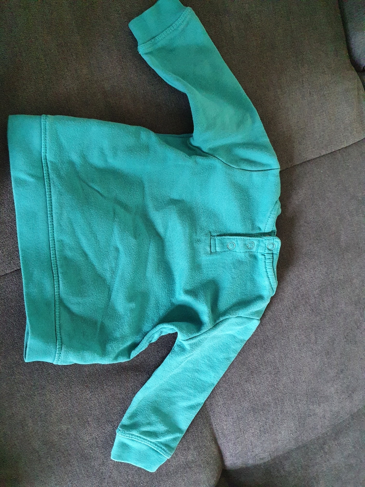 Pull bleu