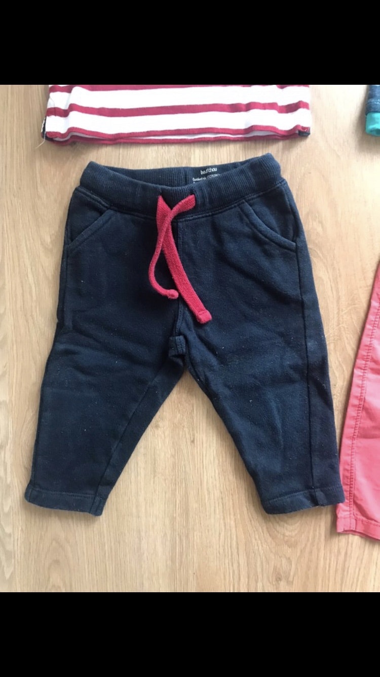Lot vêtements taille 6-9 mois - photo numéro 2