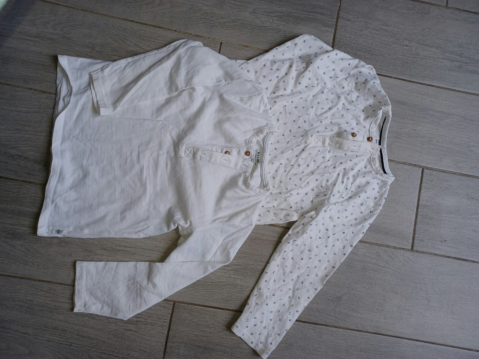 Lot tee shirts