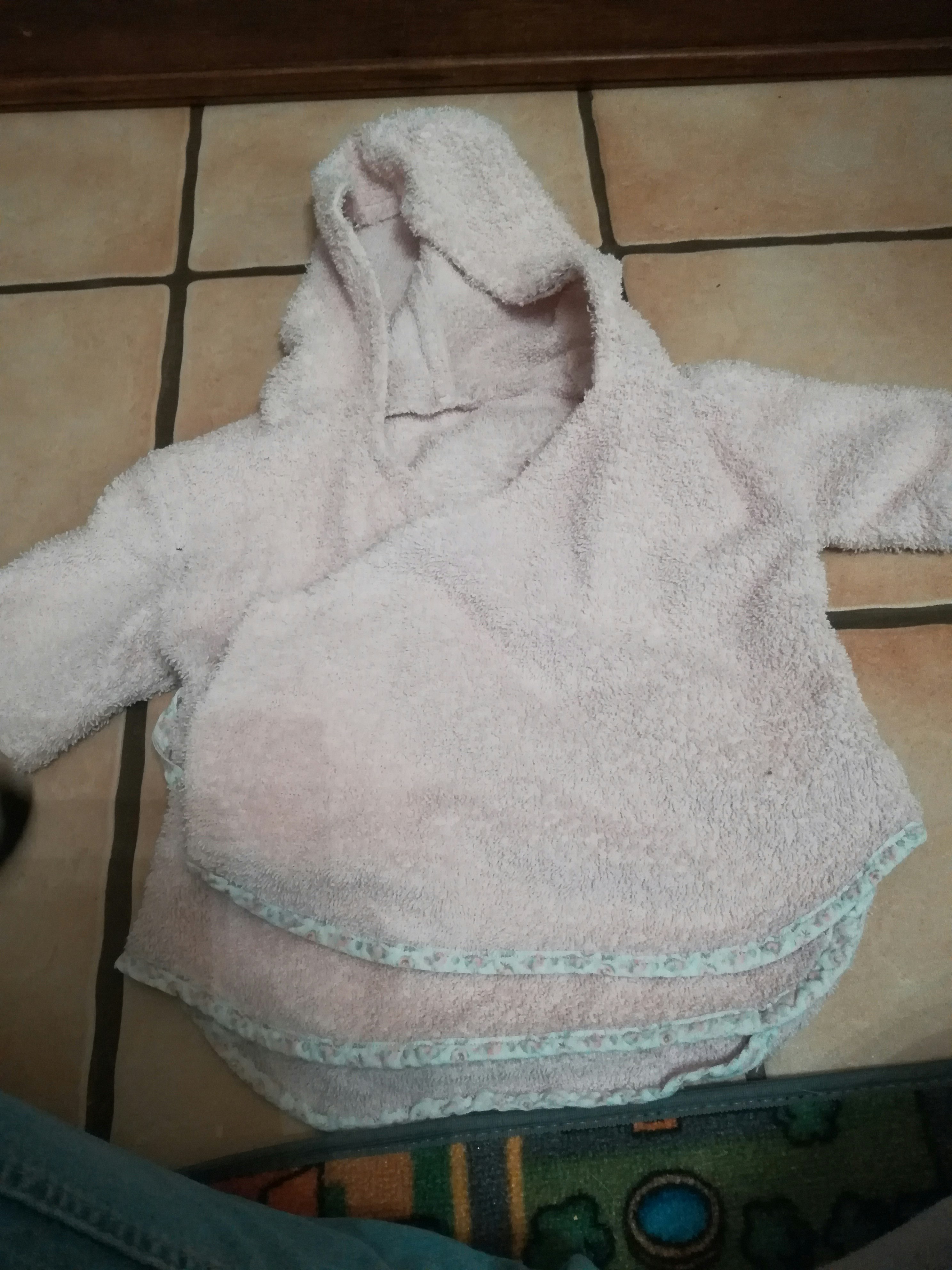 Lot de pull et robes - photo numéro 8