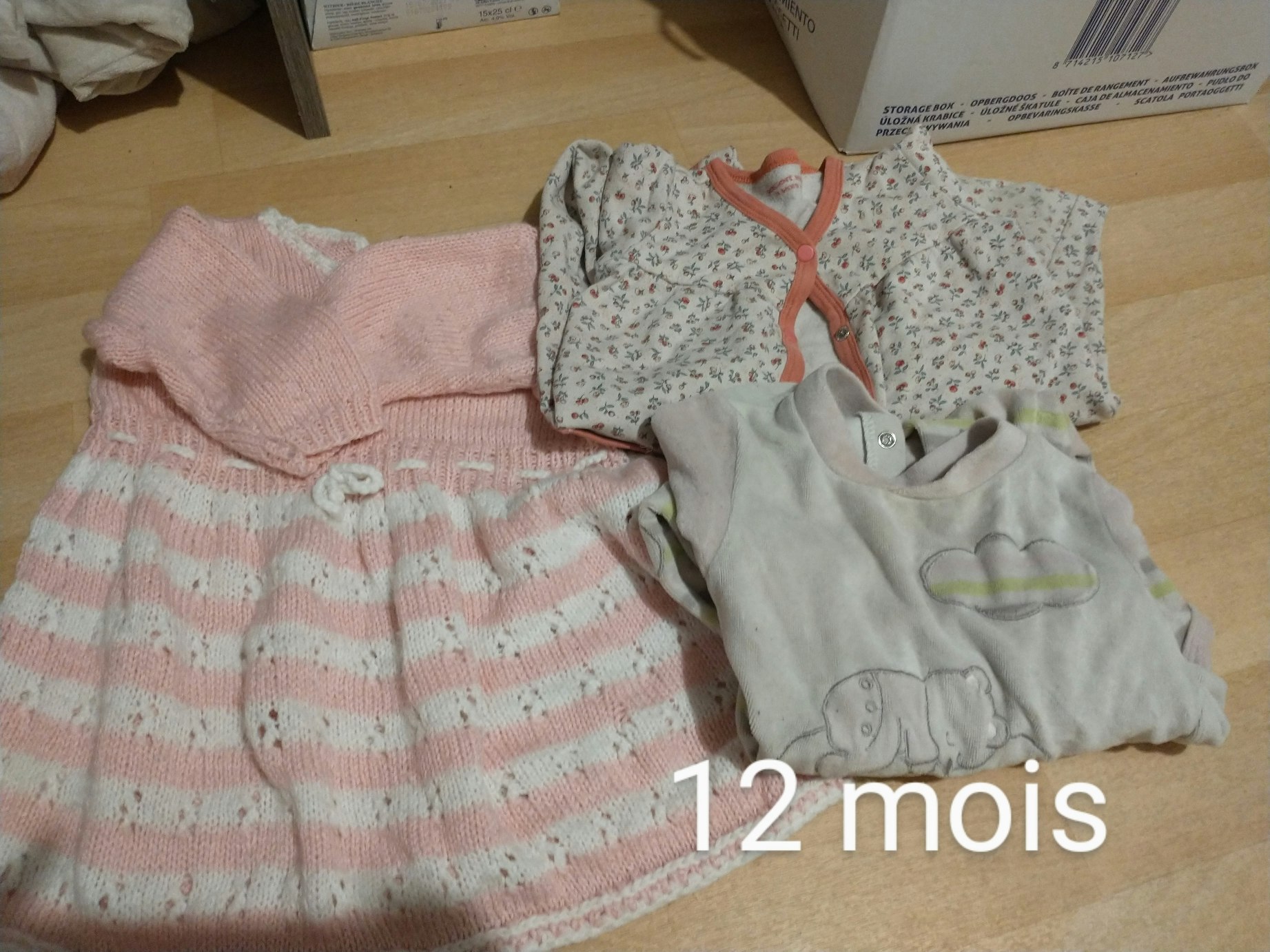 12 mois fille