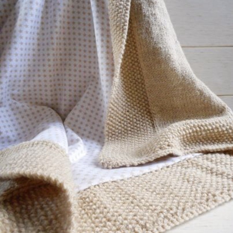 Couverture bébé au tricot