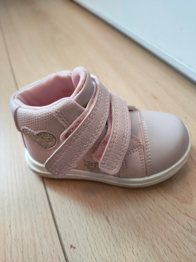 Basket Rose Fille 19 Beebs Achat Vente Bebe Enfant