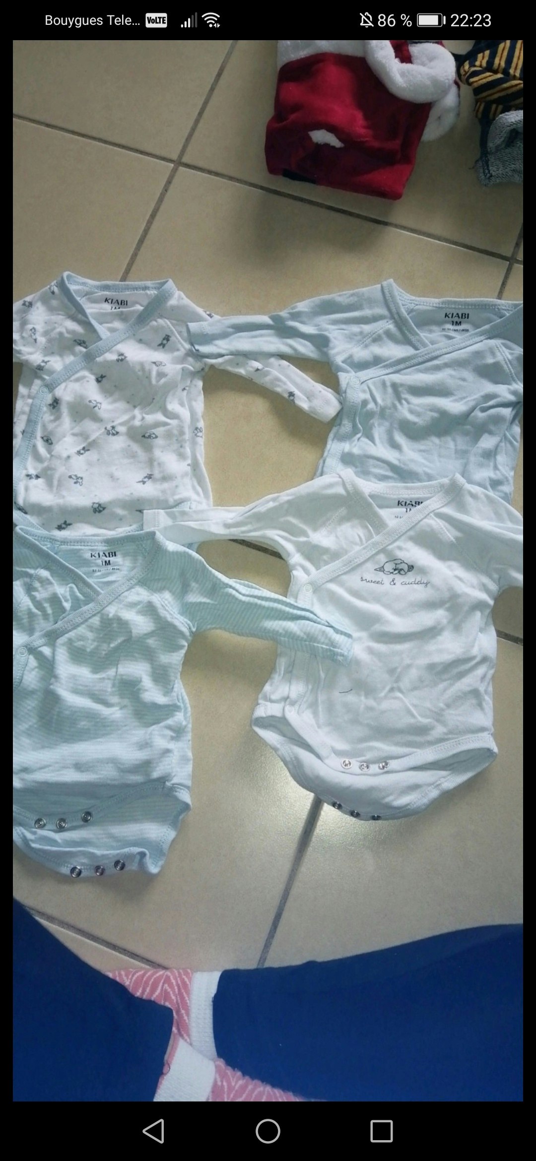 Lot de 4 bodys 1 mois