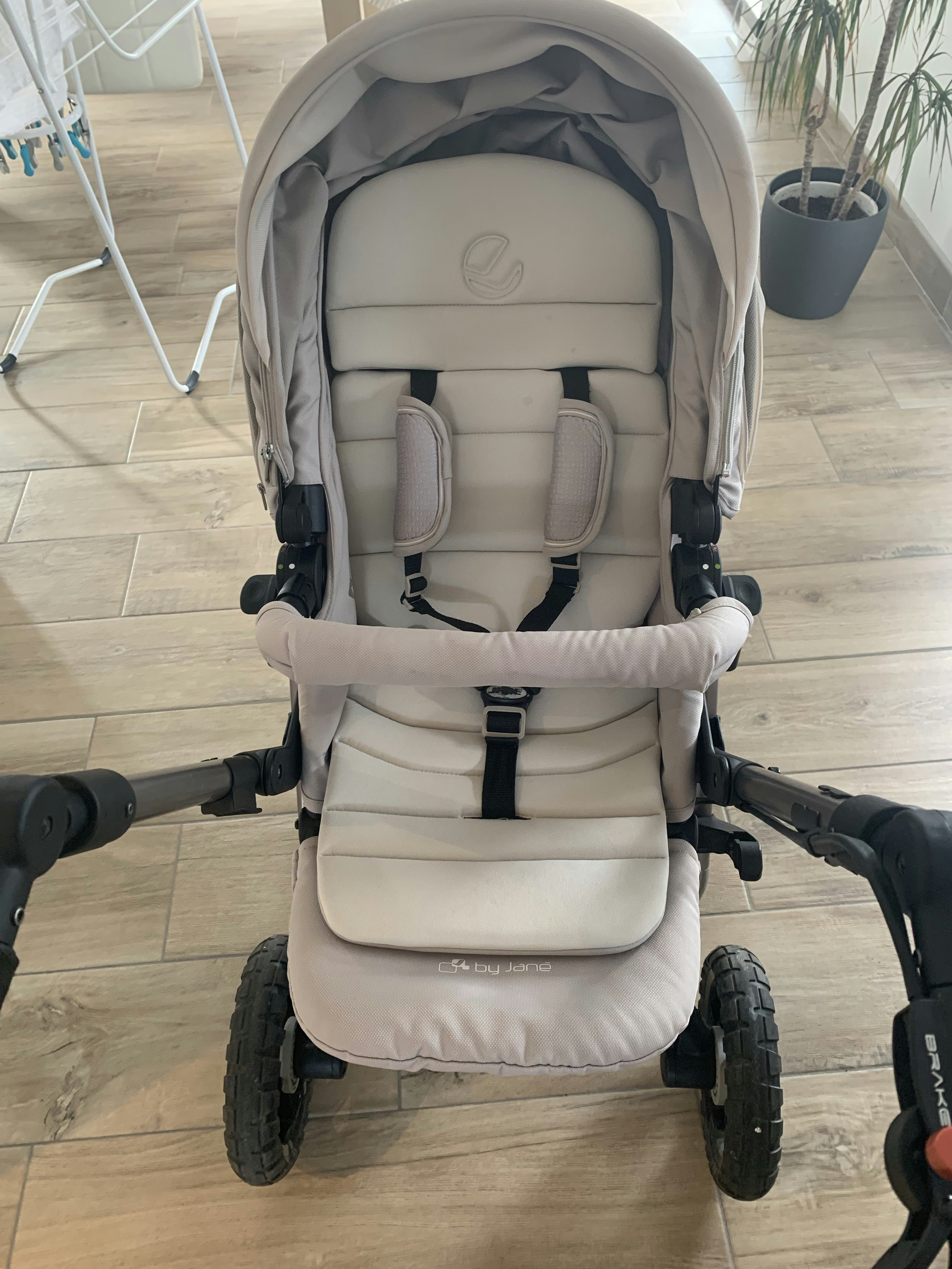 Pousette jane matrix light