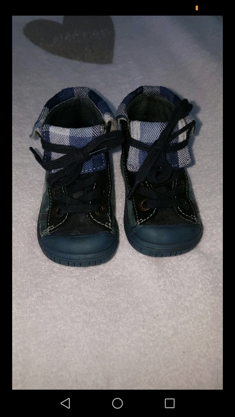 Bottines garçon taille 19