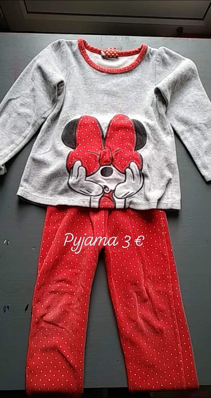 Pyjama peignoir maillots de corps