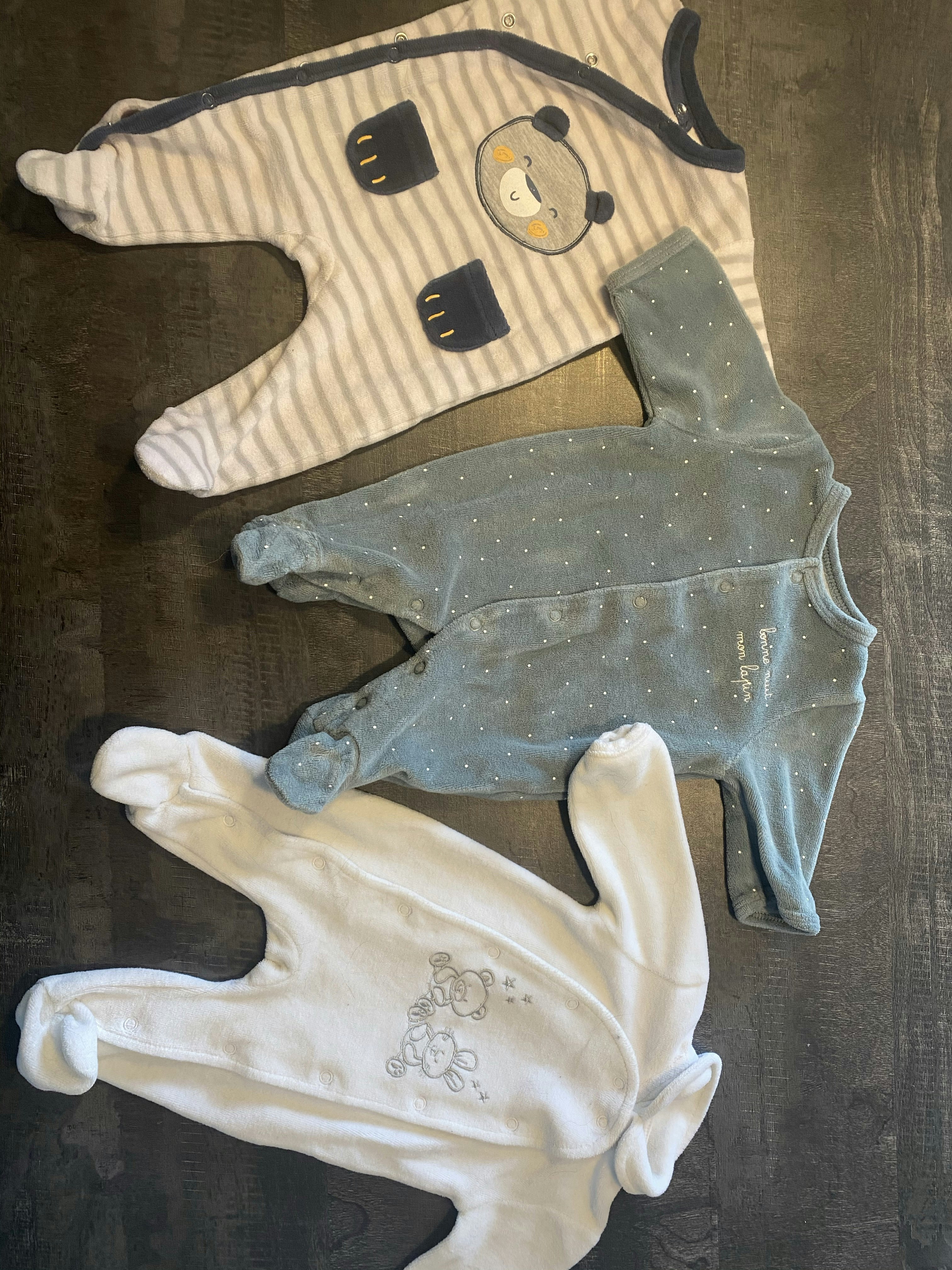 Lot vêtements bébé
