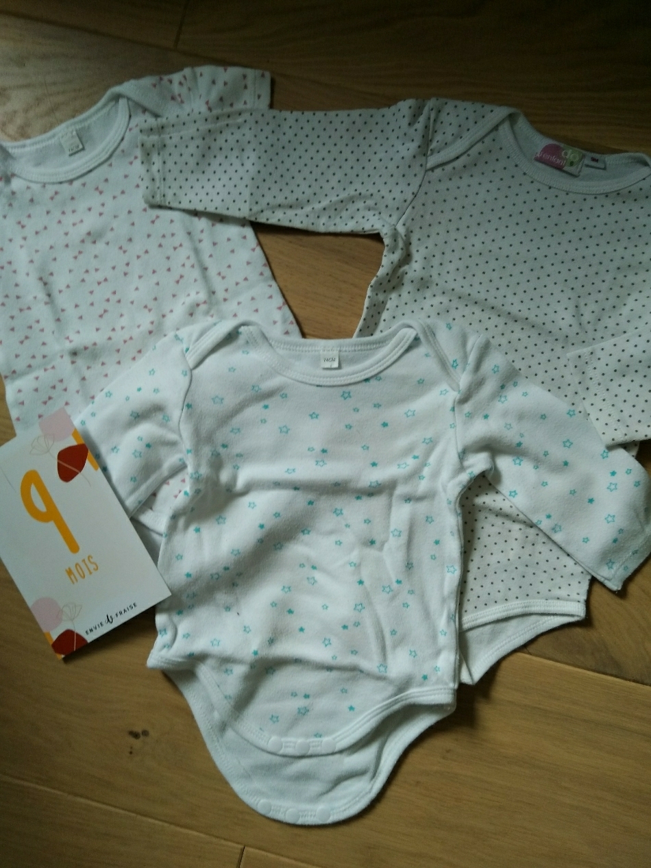 Lot De 3 bodies sans marque