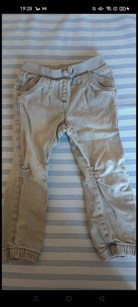 Lot 4 pantalons - photo numéro 3