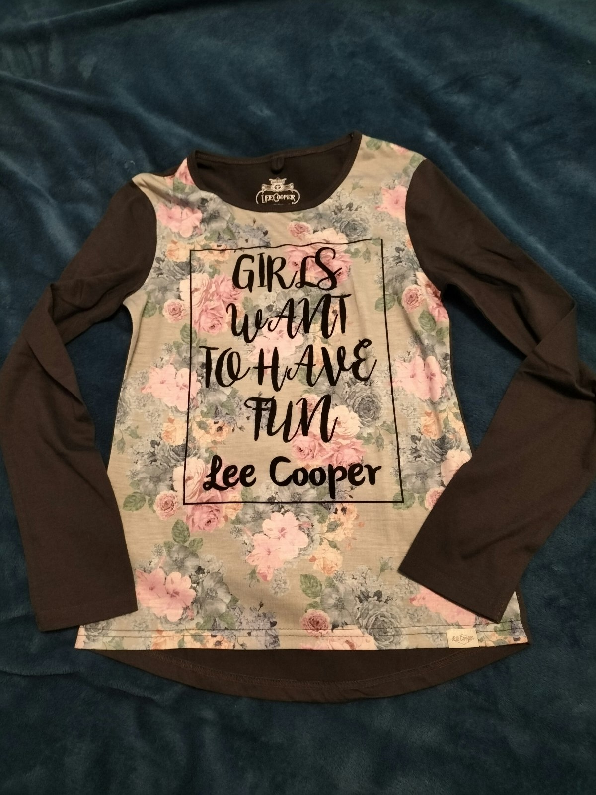 Tee shirt Neuf LEE COOPER taille 12 ans