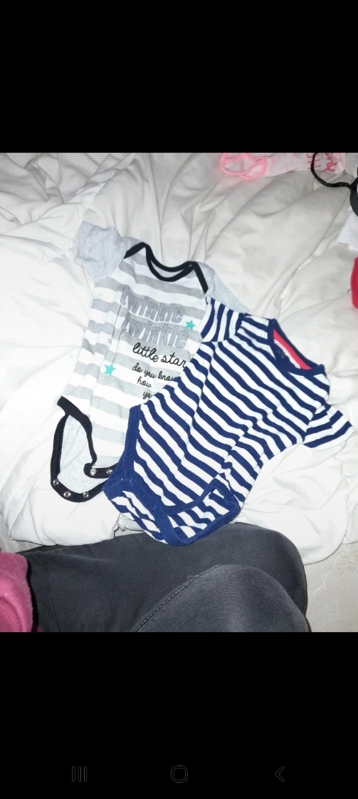 Lot bodies 6 mois garcon