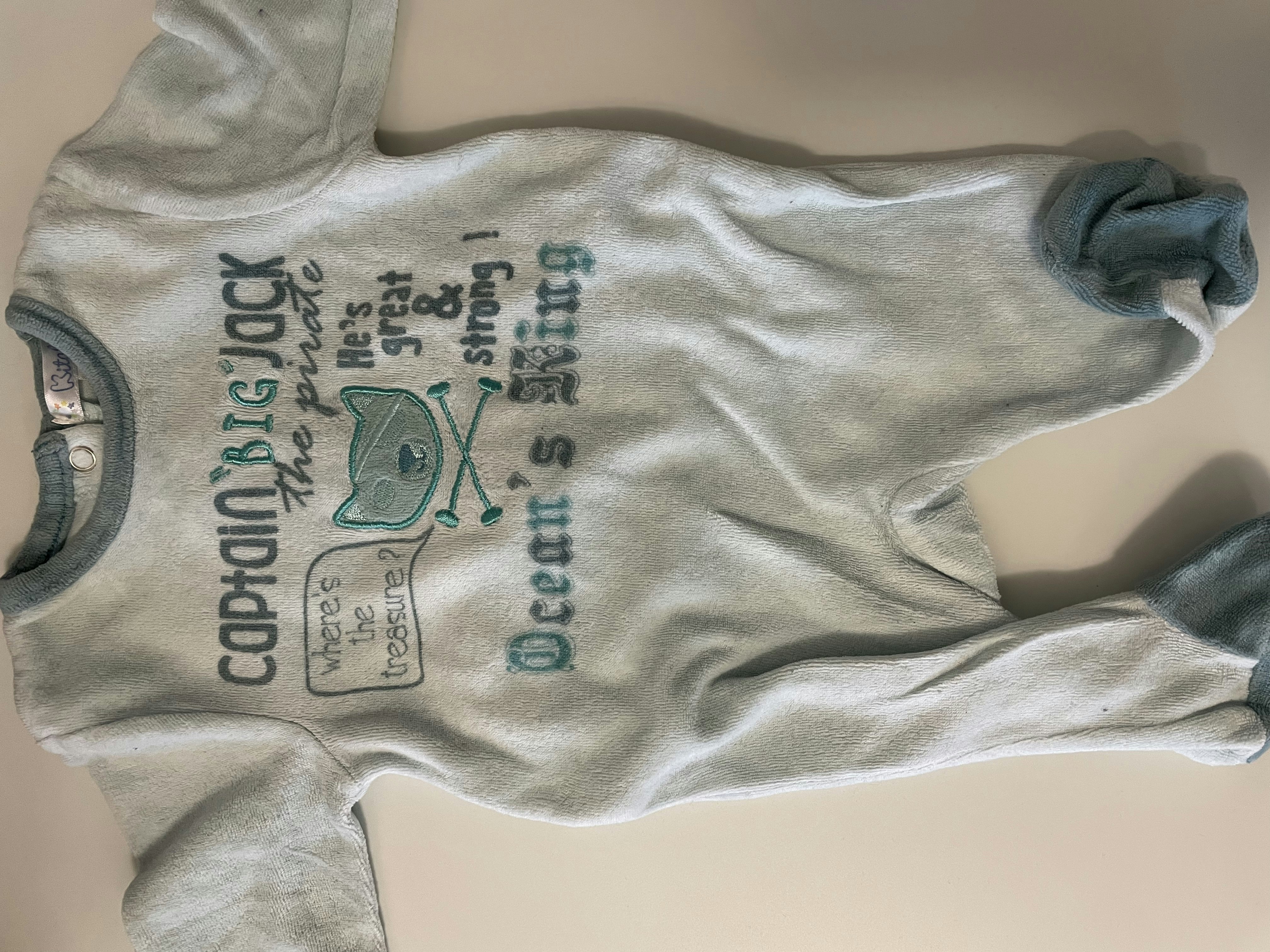 Lot de pyjamas 1 mois - photo numéro 3