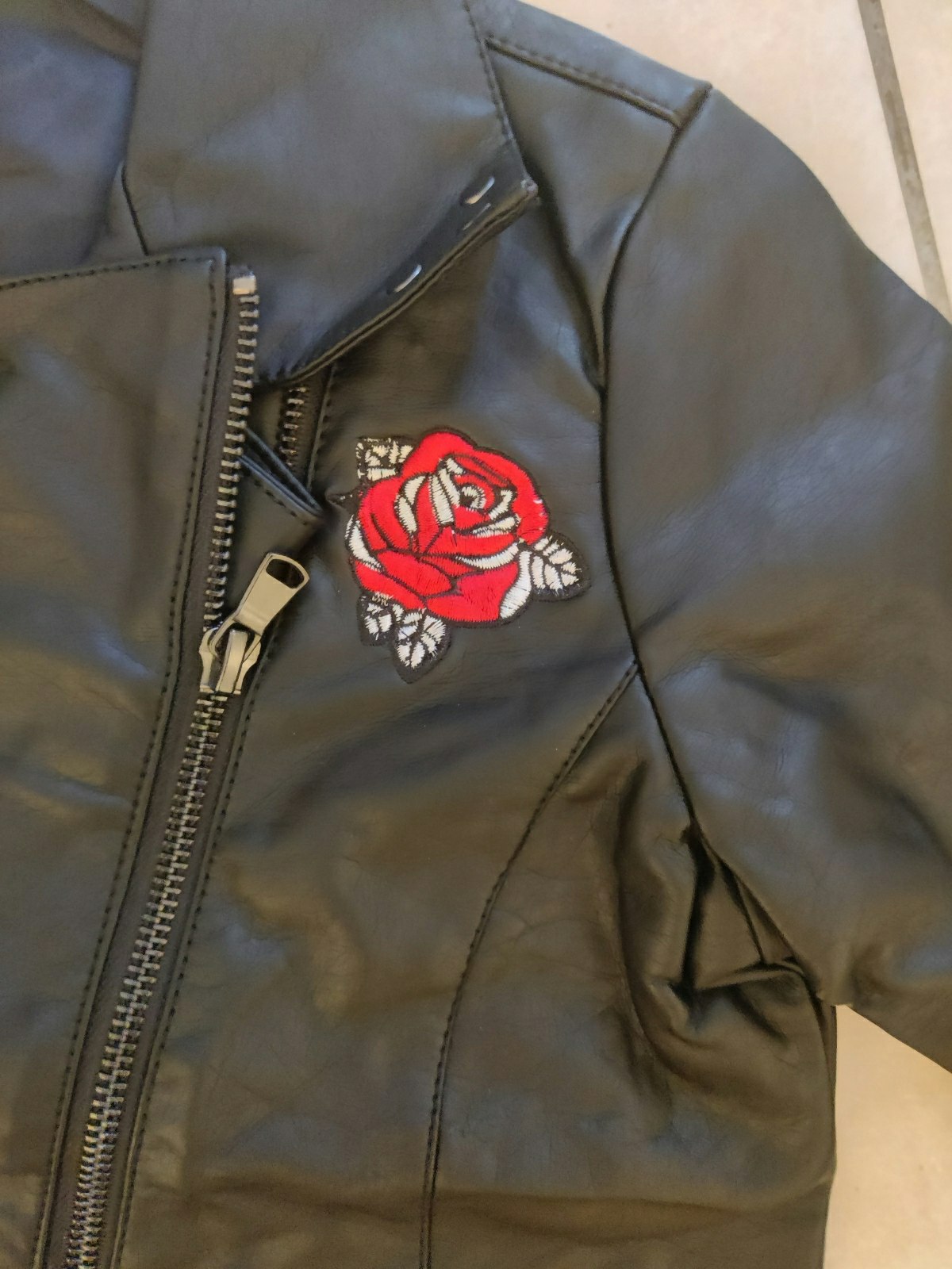 Veste imitation cuir eldys taille 8 ans neuf - photo numéro 3