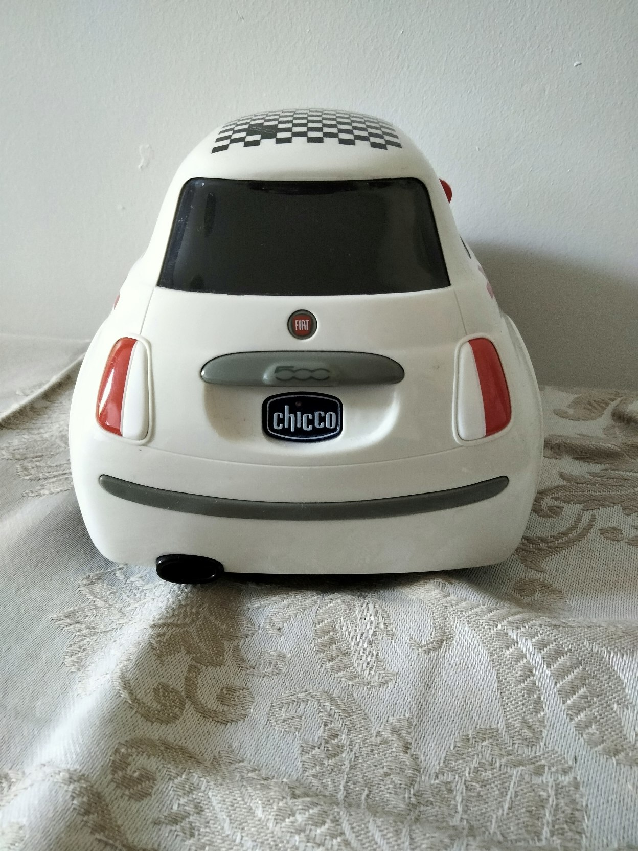 Voiture télécommandée Fiat 500 - photo numéro 6