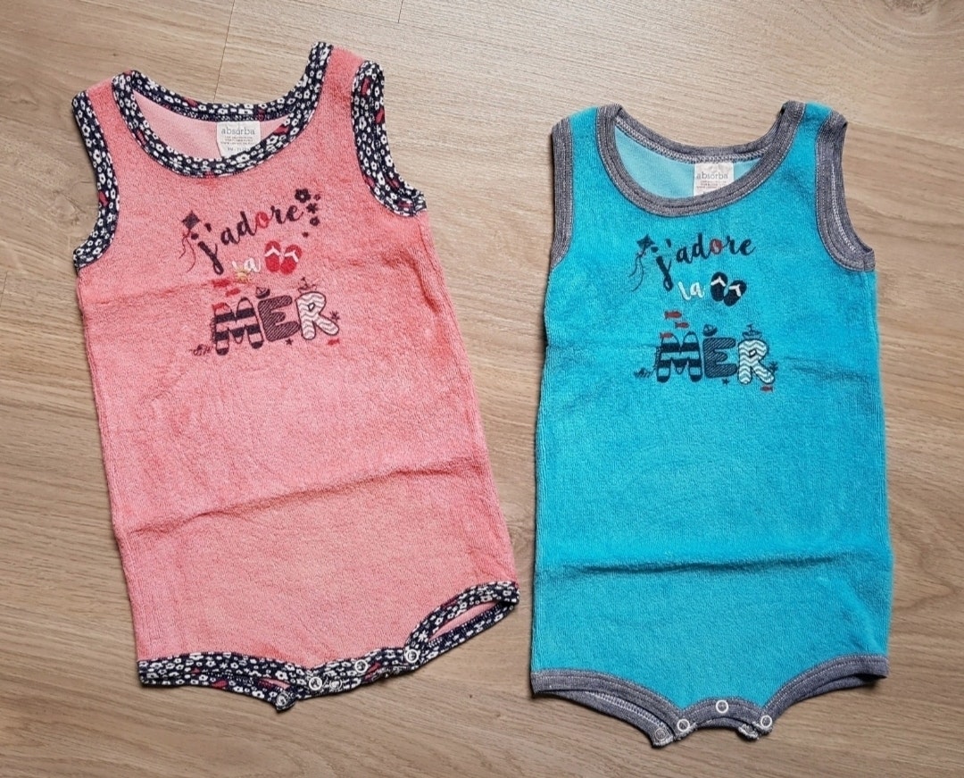 Lot deux maillots 09 mois Absorba