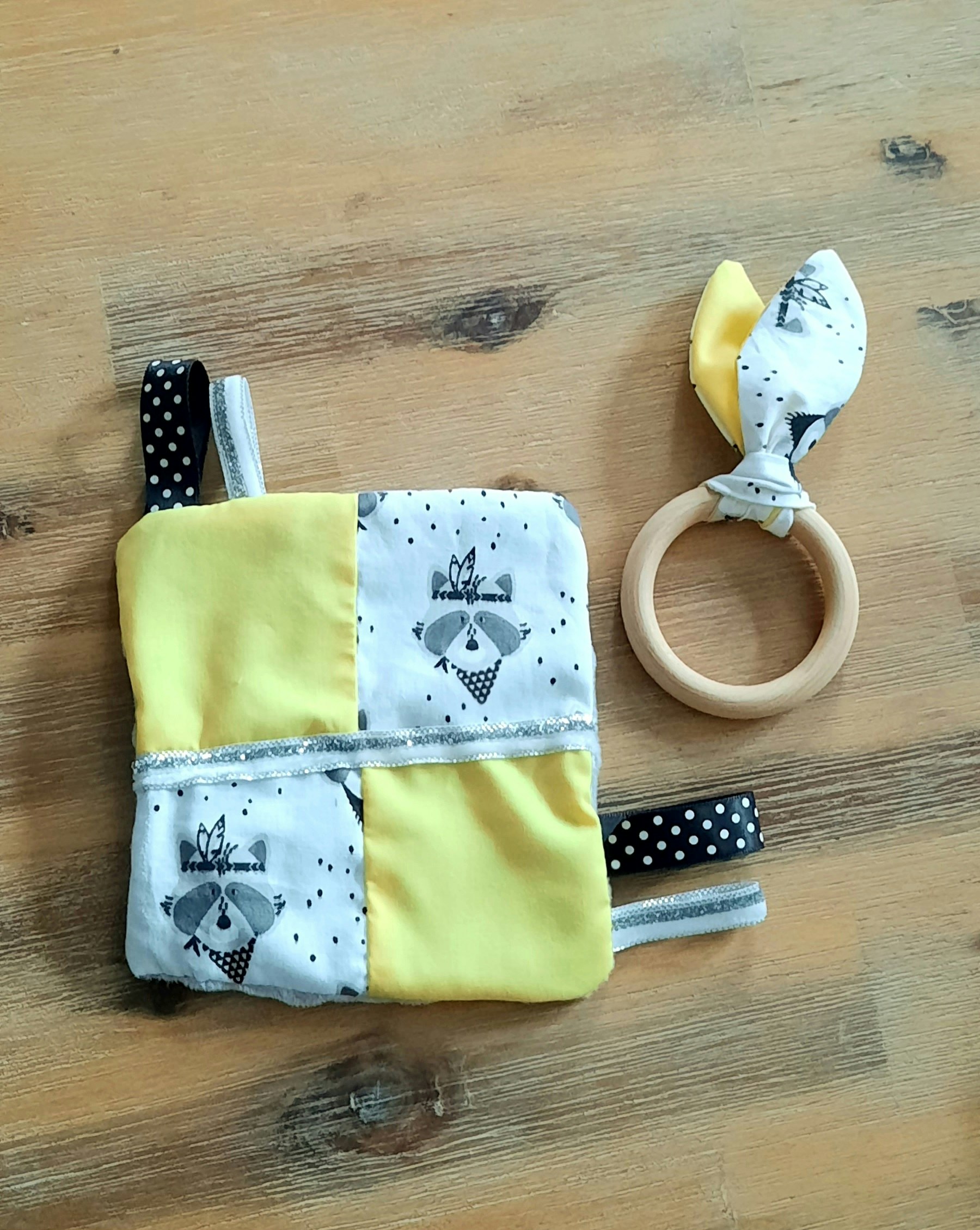 Doudou plat et anneau de dentition