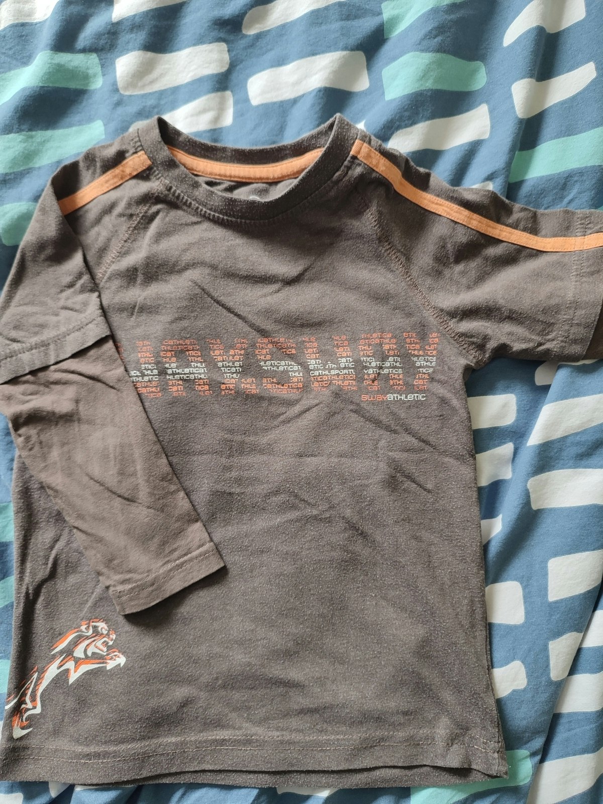 Tee-shirt 5 ans. Marque SportWay