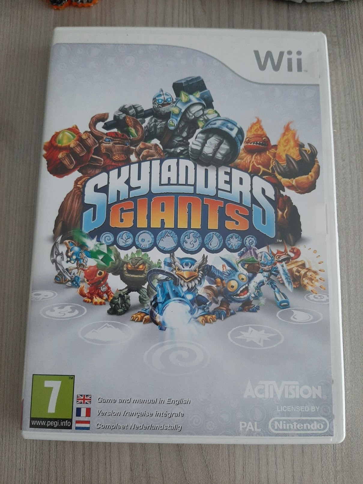 Jeu +figurines skilanders