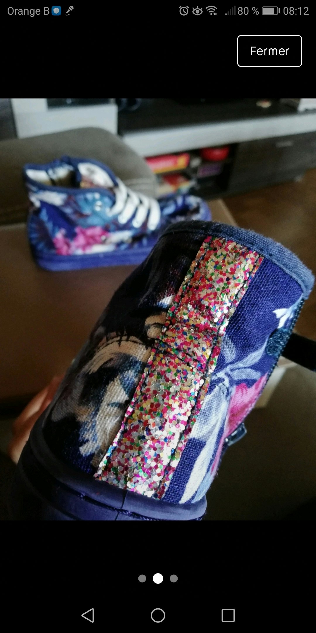 Baskets neuves taille 28