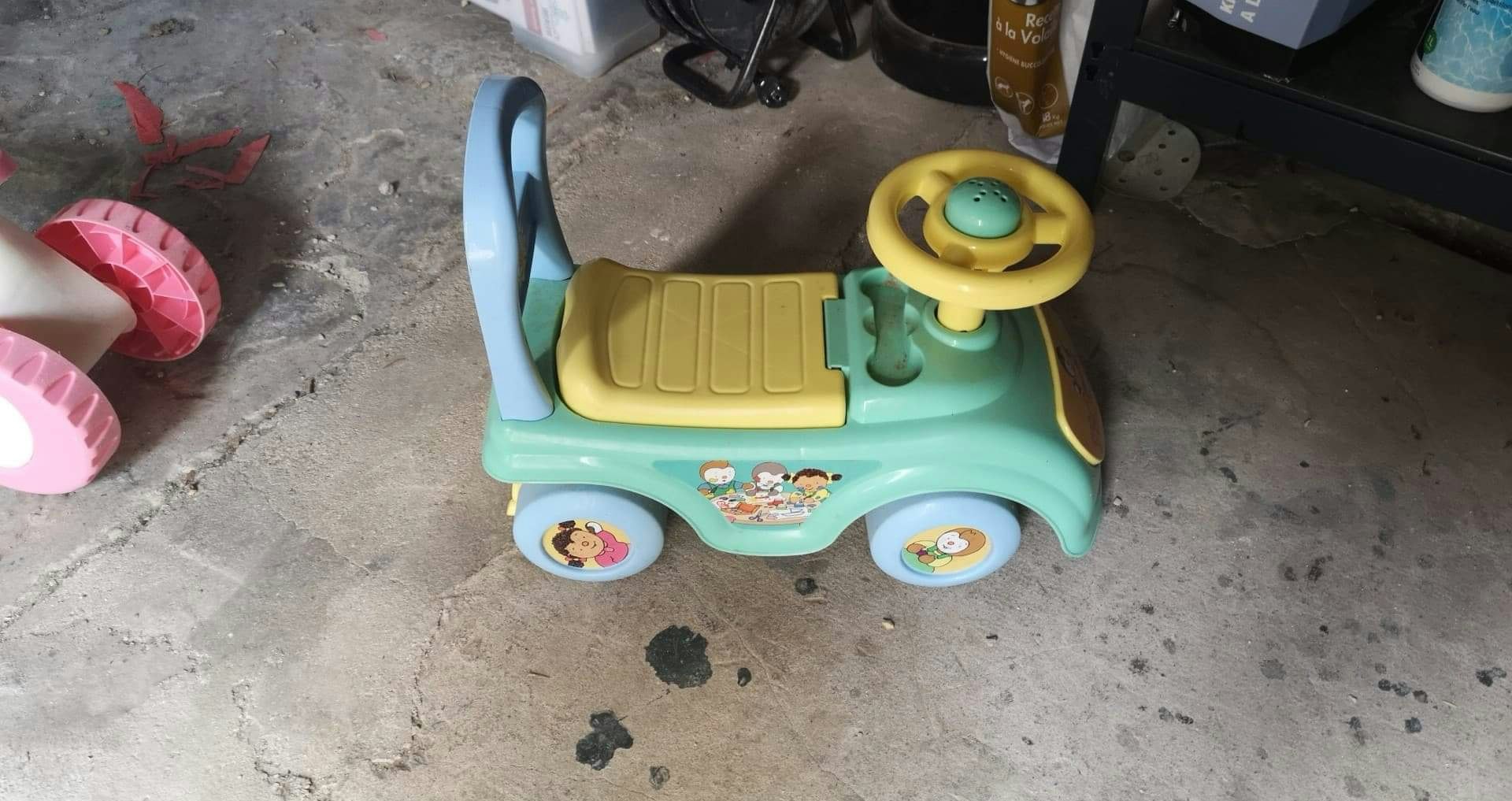 Porteur voiture t'choupi